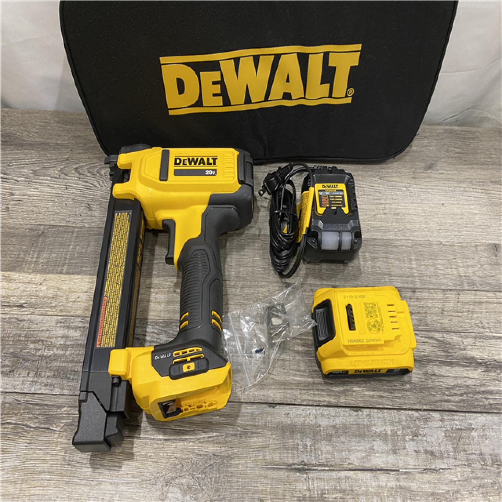 AS-IS DEWALT 20V MAX Lithium-Ion Cordless Cable Stapler Kit