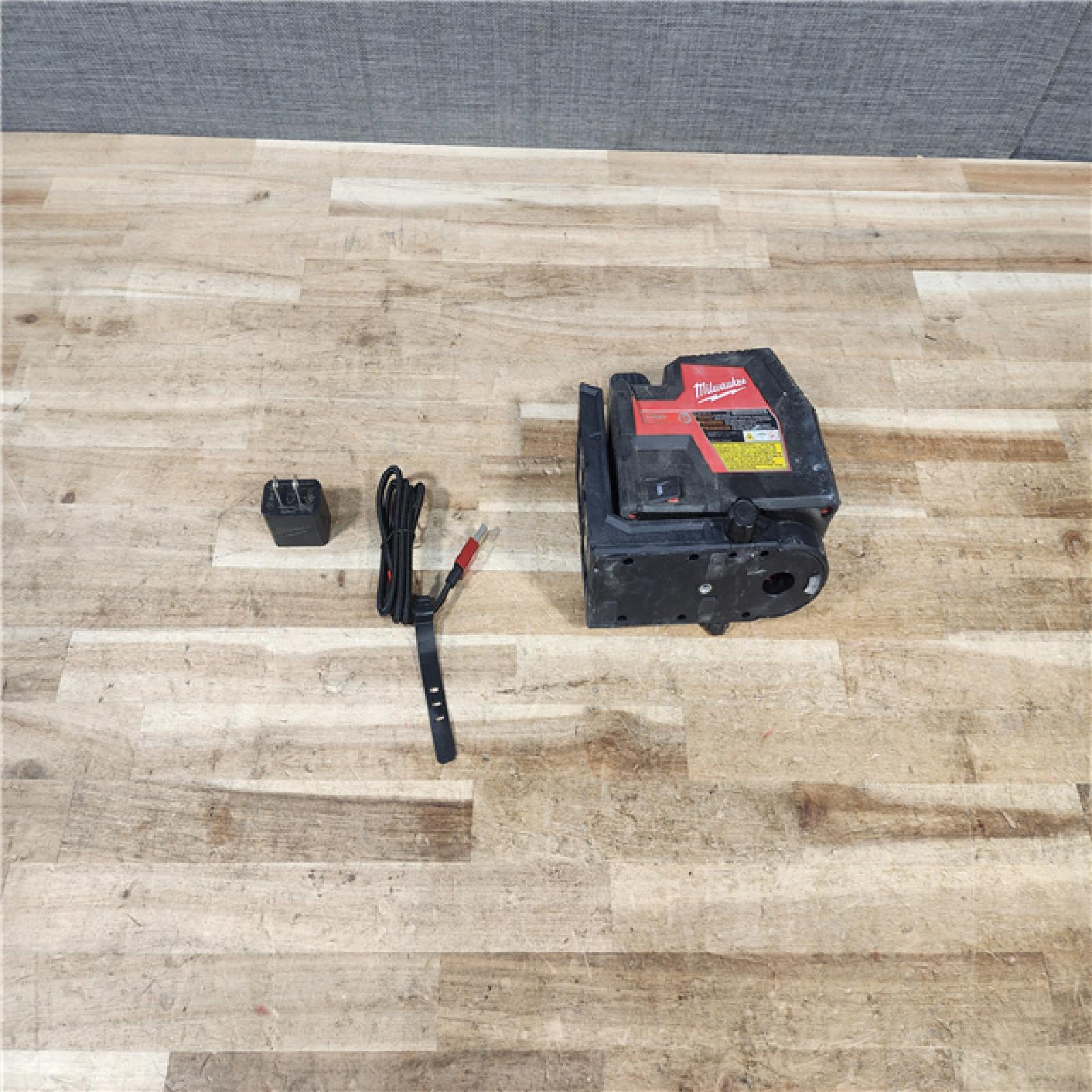 HOUSTON LOCATION - AS - IS Milwaukee 100 ft. REDLITHIUM Lithium-Ion USB Green Rechargeable Cross Line Laser Level with Charger
