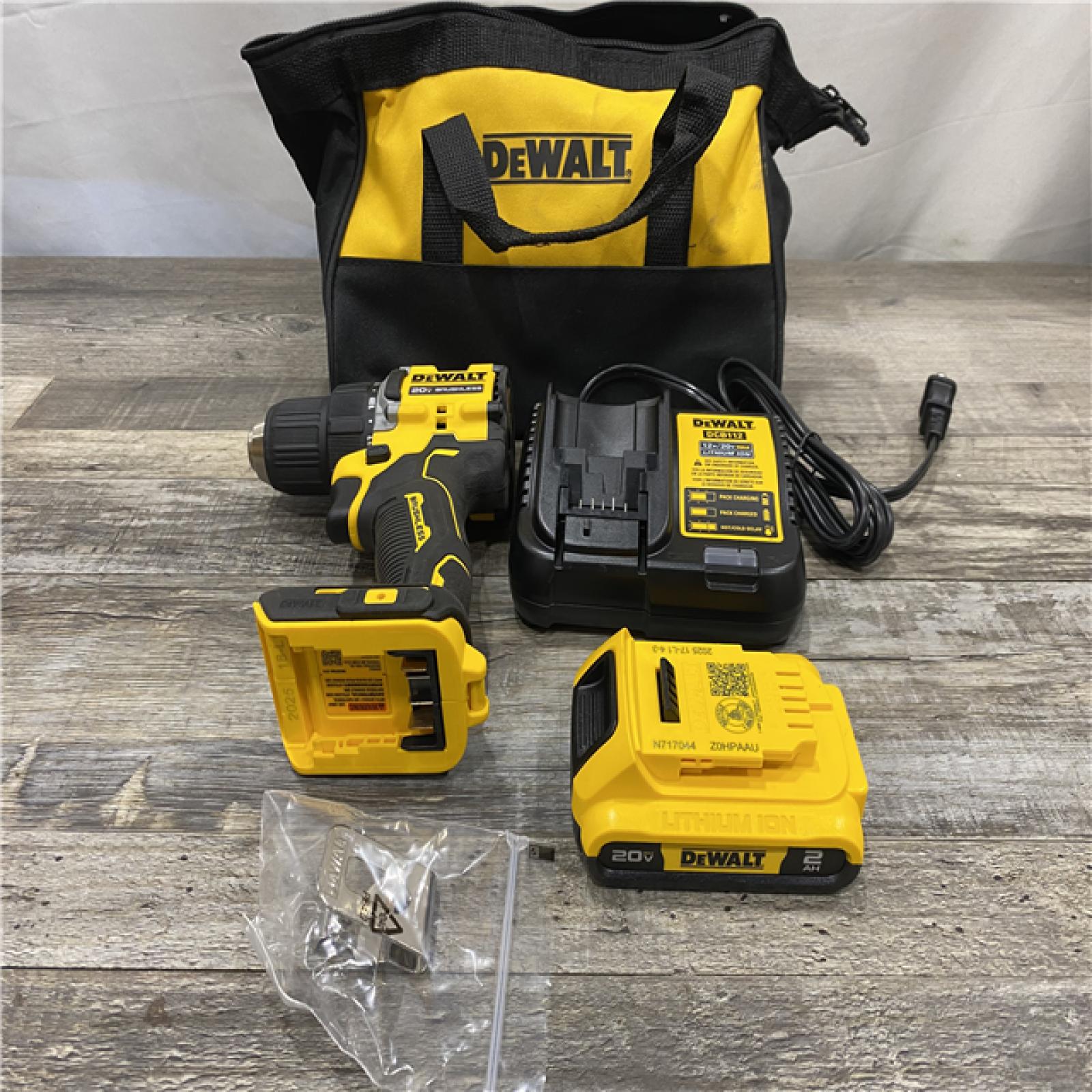 AS-IS DEWALT Atomic 20V Lithium-Ion Cordless Compact 1/2 in. Drill/Driver Kit