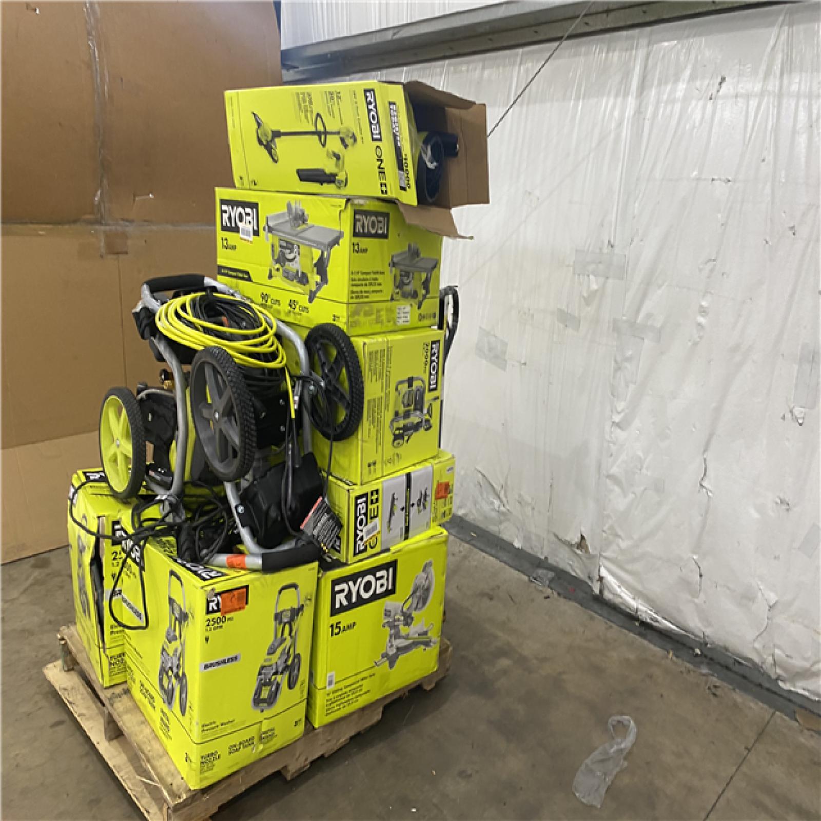 Houston Location AS IS - Tool Pallet