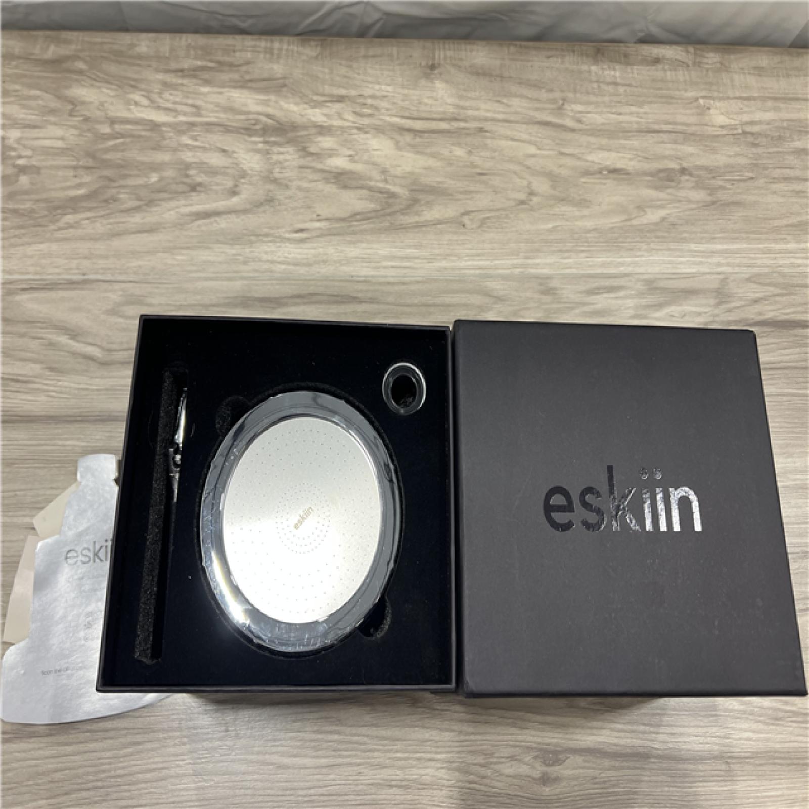 Eskiin Filtered Showerhead - Best Shower Head with Filters for Healthy Hair & Skin - High Pressure Water Softener for Hard Water - Reduce Dandruff  Pr