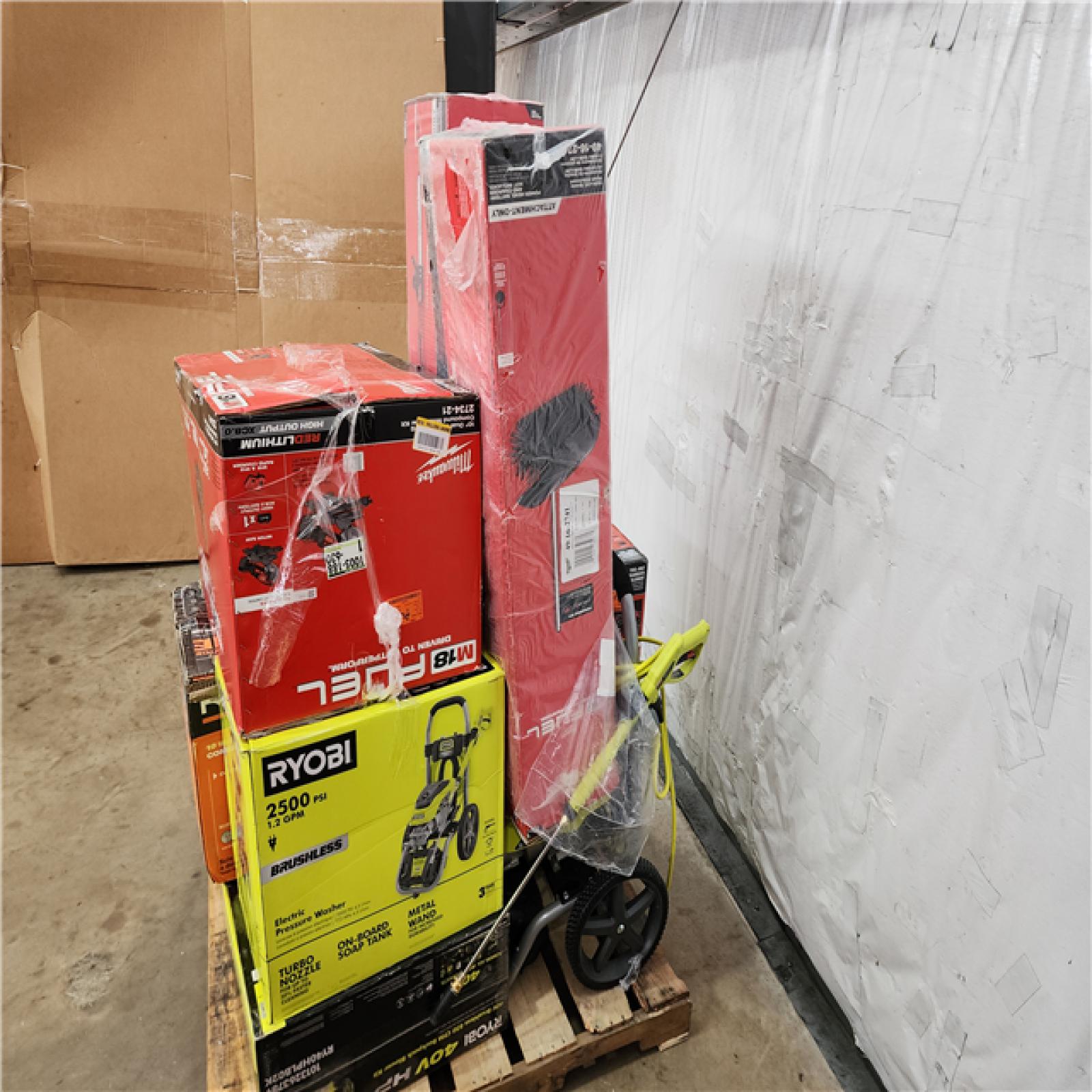 HOUSTON LOCATION - AS-IS TOOL PALLET