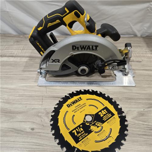 LIKE NEW! - DEWALT 20-Volt MAX Cordless Circular Saw (Tool Only)