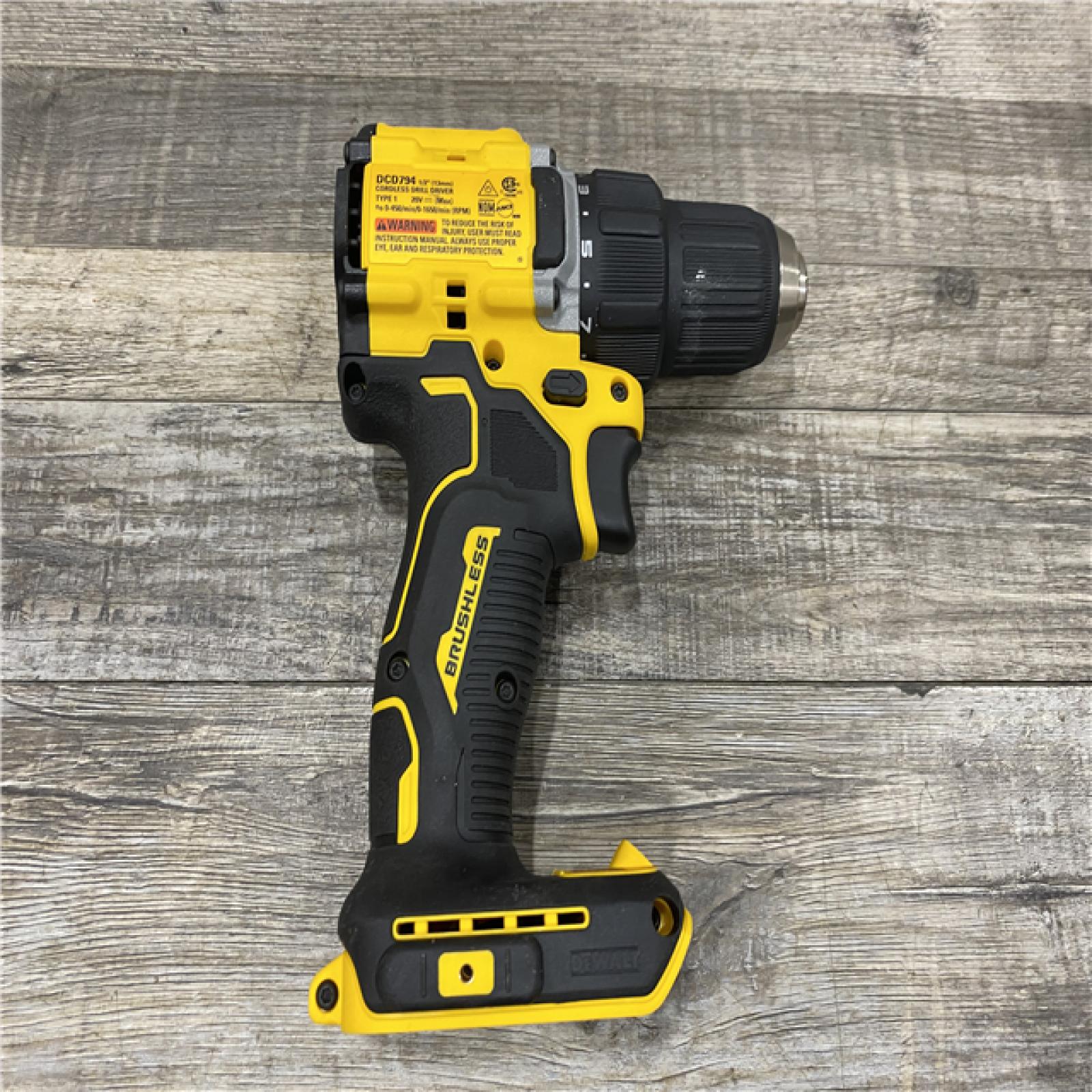 AS-IS DEWALT Atomic 20V Lithium-Ion Cordless Compact 1/2 in. Drill/Driver Kit