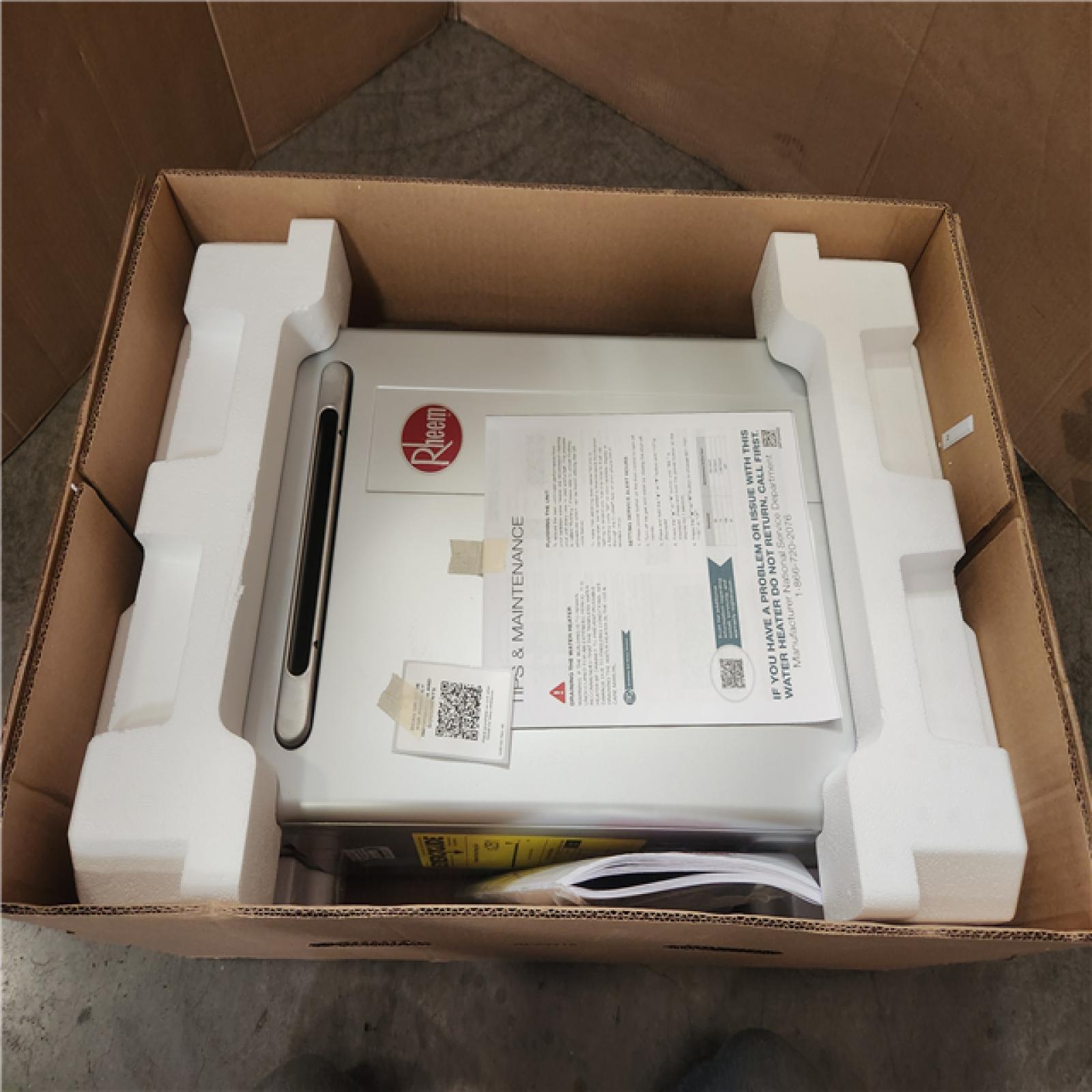 Phoenix NEW Rheem Performance Plus 8.4 GPM Smart Non-Condensing Outdoor Natural Gas Tankless Water Heater