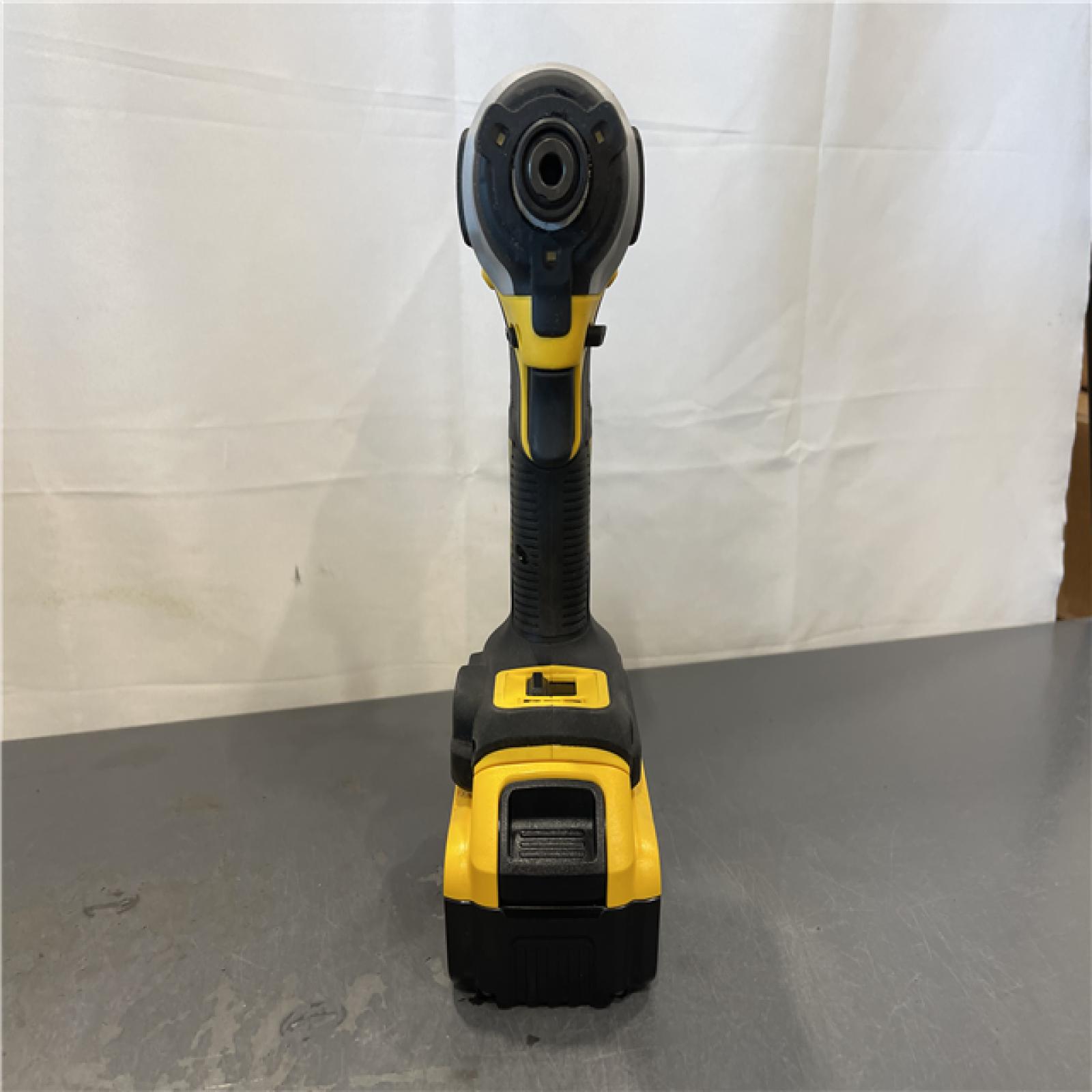AS-IS - DEWALT ATOMIC 20V MAX Lithium-Ion Cordless 1/4 in. Brushless Impact Driver Kit
