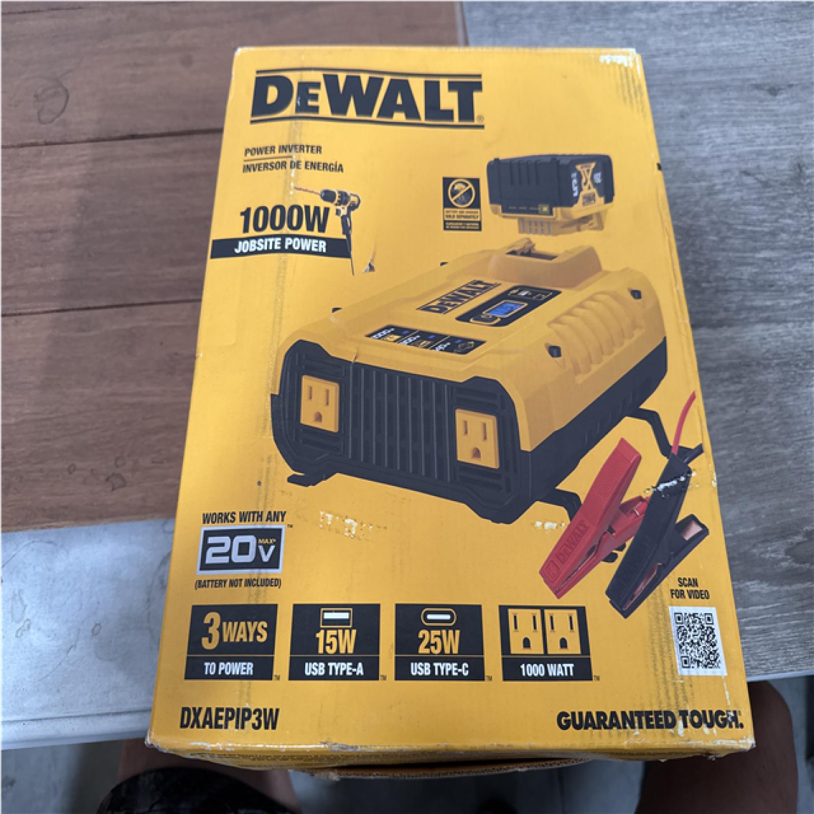 CALIFORNIA AS IS DEWALT 1000W POWER INVERTER DXAEPIP3W