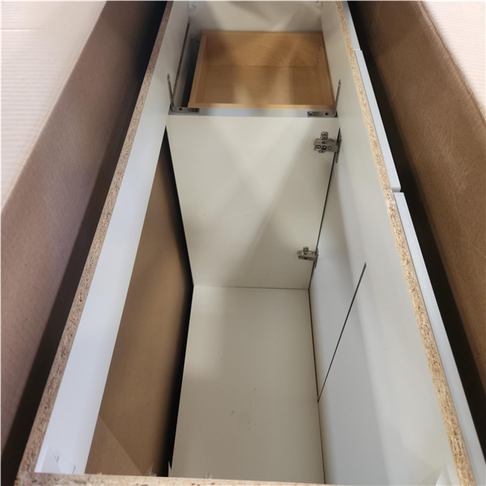 Phoenix NEW Glacier Bay Bannister 43 in. Single Sink Pearl Gray Freestanding Bath Vanity with Granite-Look Colorpoint White Cultured Marble Top