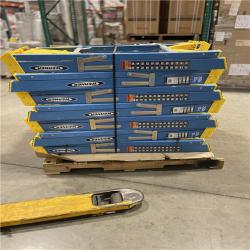 DALLAS LOCATION - WERNER 4ft Type I Fiberglass Step Ladder with Shelf 6004S PALLET-(14 UNITS)