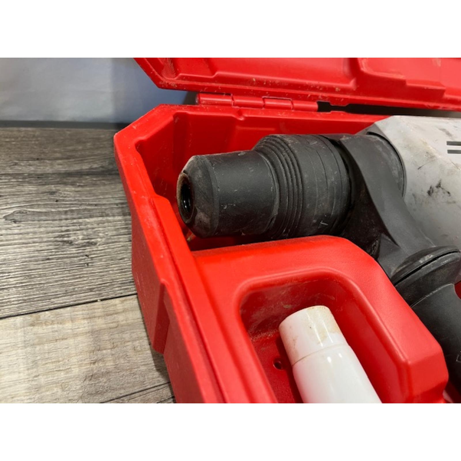 AS-IS Milwaukee 1-9/16 in. SDS-Max Rotary Hammer
