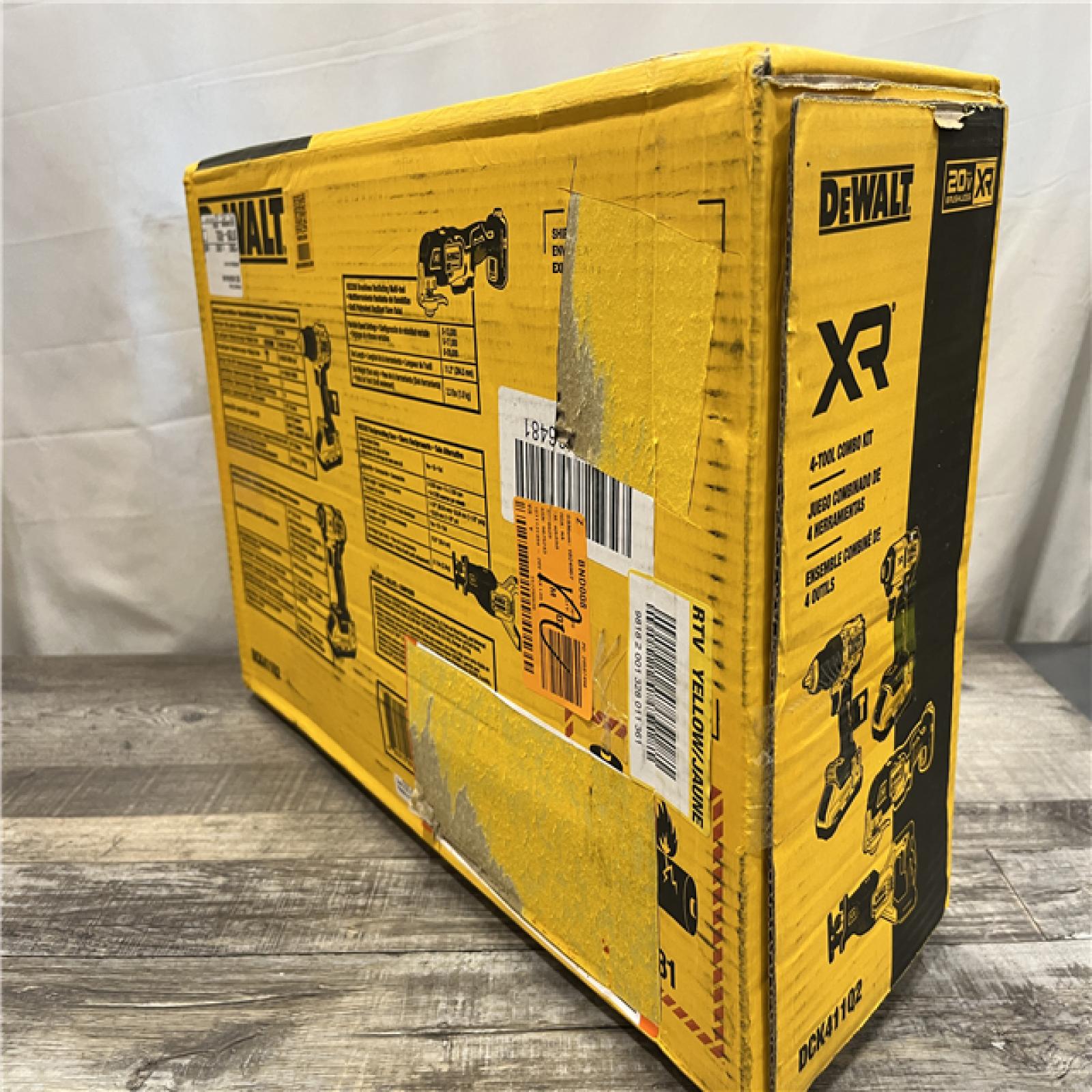 NEW - DEWALT 20V MAX Lithium-Ion Cordless 4-Tool Combo Kit
