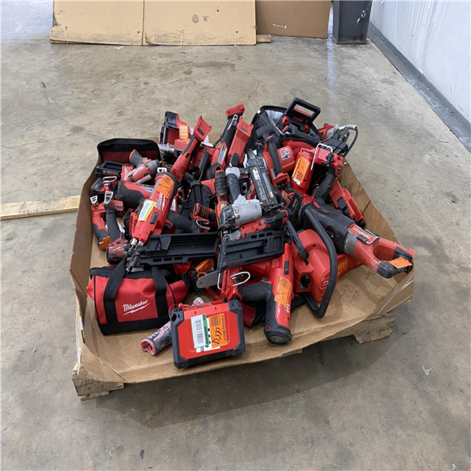 Houston Location AS IS - Tool Pallet