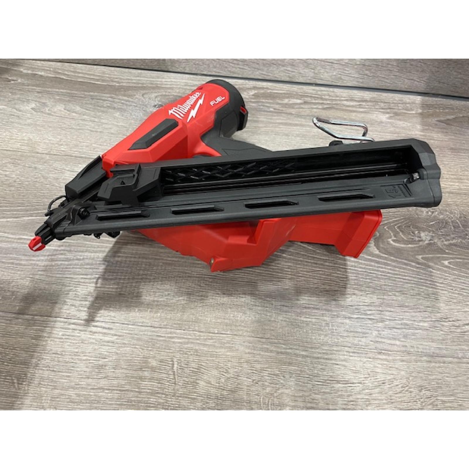 AS-IS Milwaukee FUEL 18-Volt Lithium-Ion Brushless Cordless Gen II 15-Gauge Angled Finish Nailer (Tool-Only)