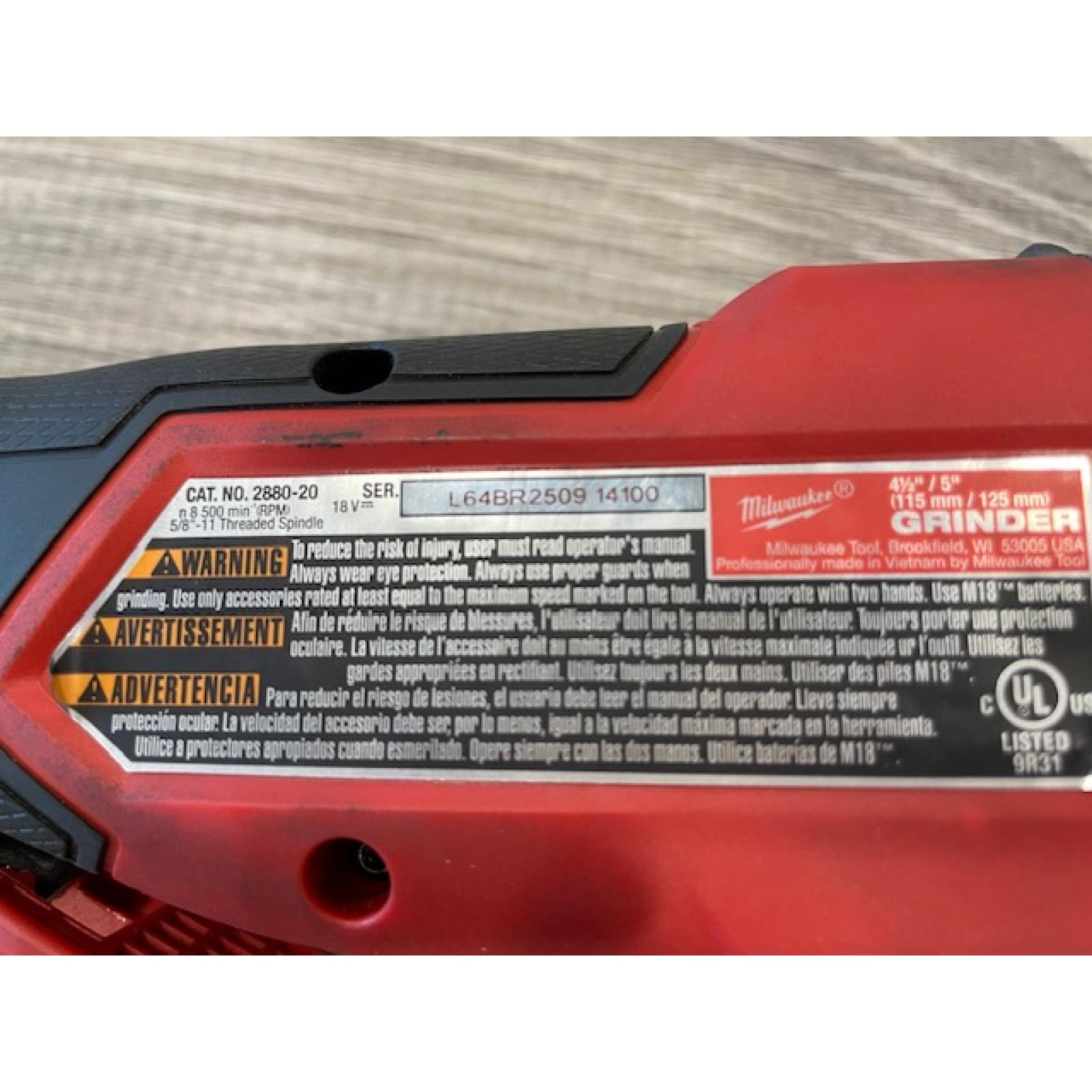 Milwaukee FUEL 18V Lithium-Ion Brushless Cordless 4-1/2 in./5 in. Grinder w/Paddle Switch (Tool-Only)