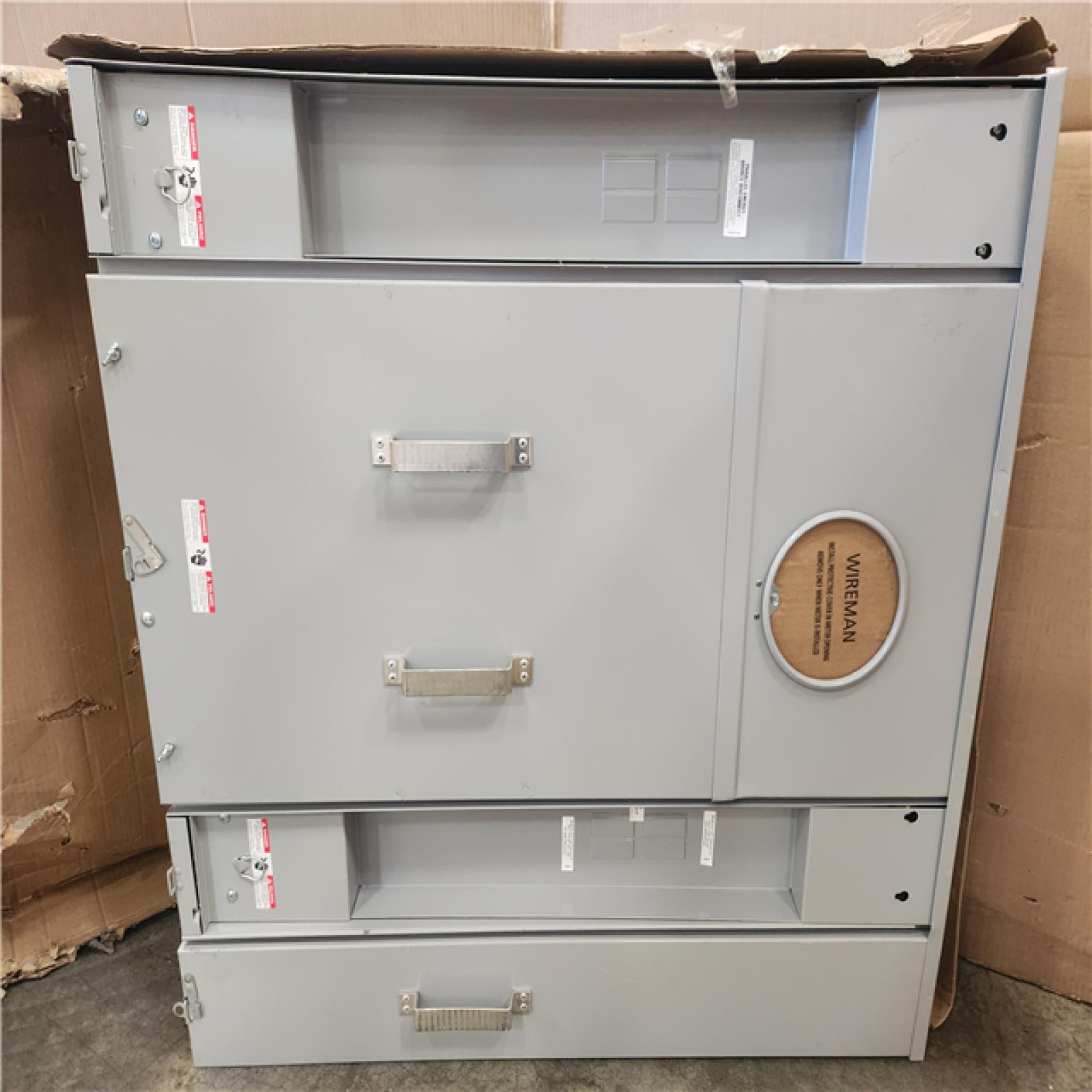 Phoenix Siemens 400 Amp 6-Space 3-Circuit Overheard/Underground Solar Ready Surface Mount Meter Main