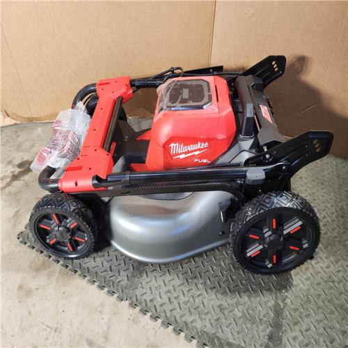HOUSTON LOCATION - AS-IS Milwaukee M18 FUEL Brushless Cordless 21 in. Walk Behind Dual Battery Self-Propelled Mower Kit W/ RAPID CHARGER