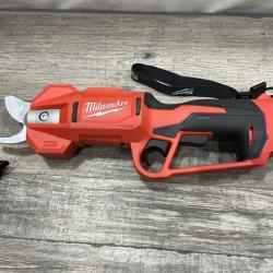 AS-IS Milwaukee 12V Cordless Brushless Pruner Shears Kit