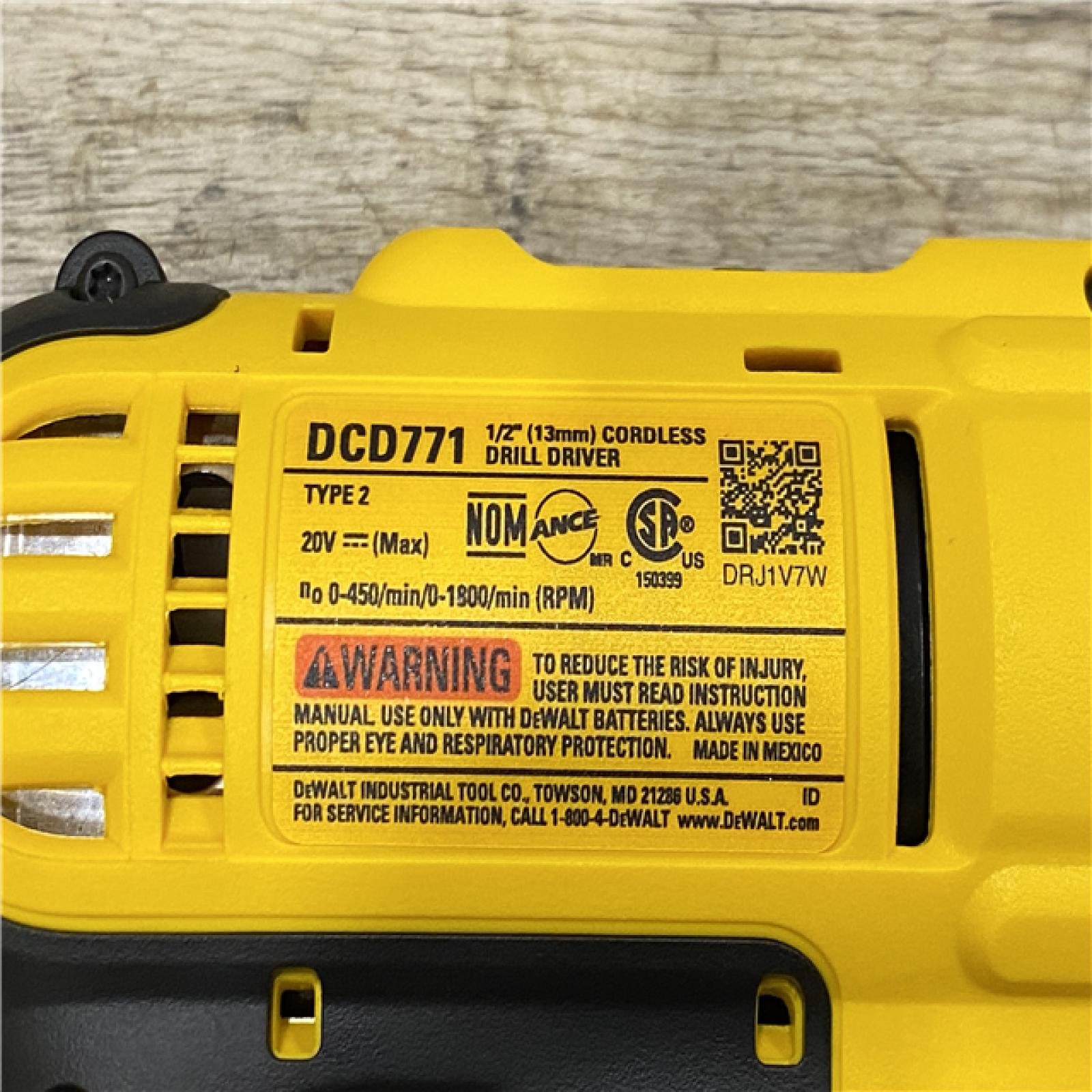 AS-IS DEWALT 20V MAX Cordless 1/2 in. Drill/Driver  (2) 20V 1.3Ah Batteries  Charger and Bag