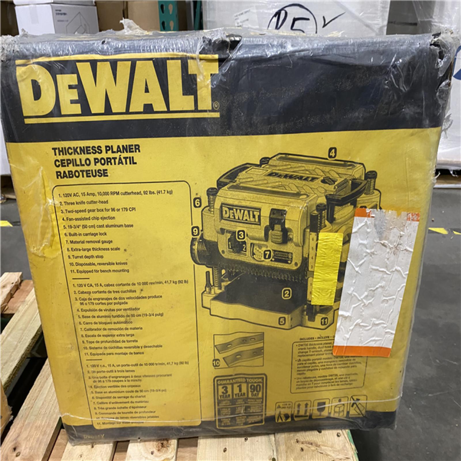 NEW- DEWALT15 Amp Corded 13 in. Heavy-Duty 2-Speed Bench Planer