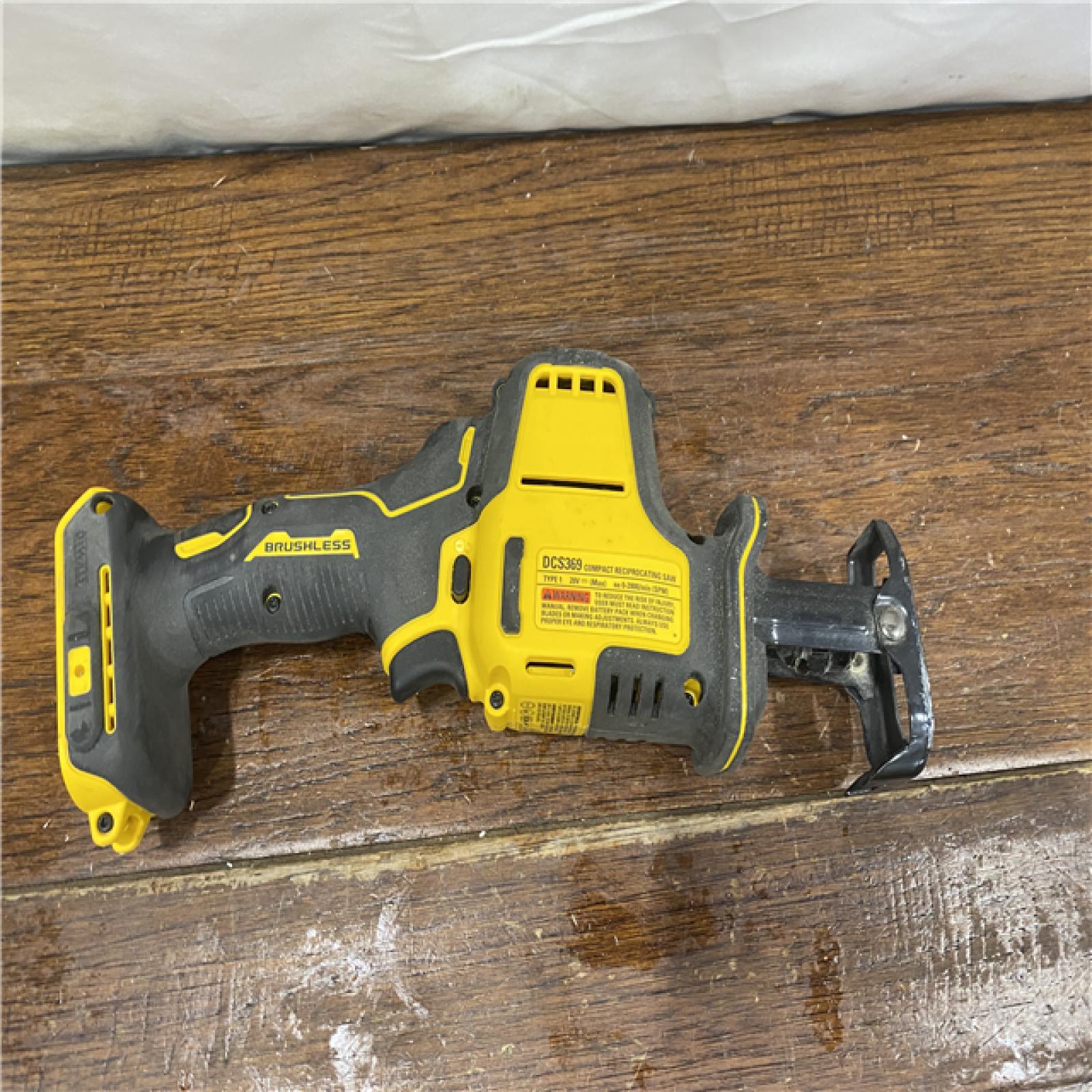 AS-IS Dewalt DCS369B ATOMIC 20V MAX Cordless One-Handed Reciprocating Saw (Tool Only)