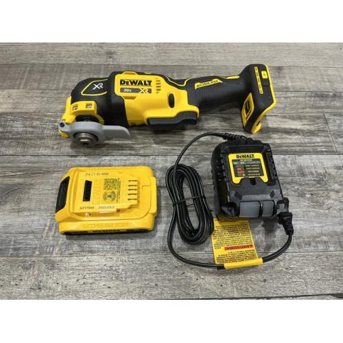 AS-IS DEWALT 20V MAX XR Cordless Brushless 3-Speed Oscillating Multi Tool Kit