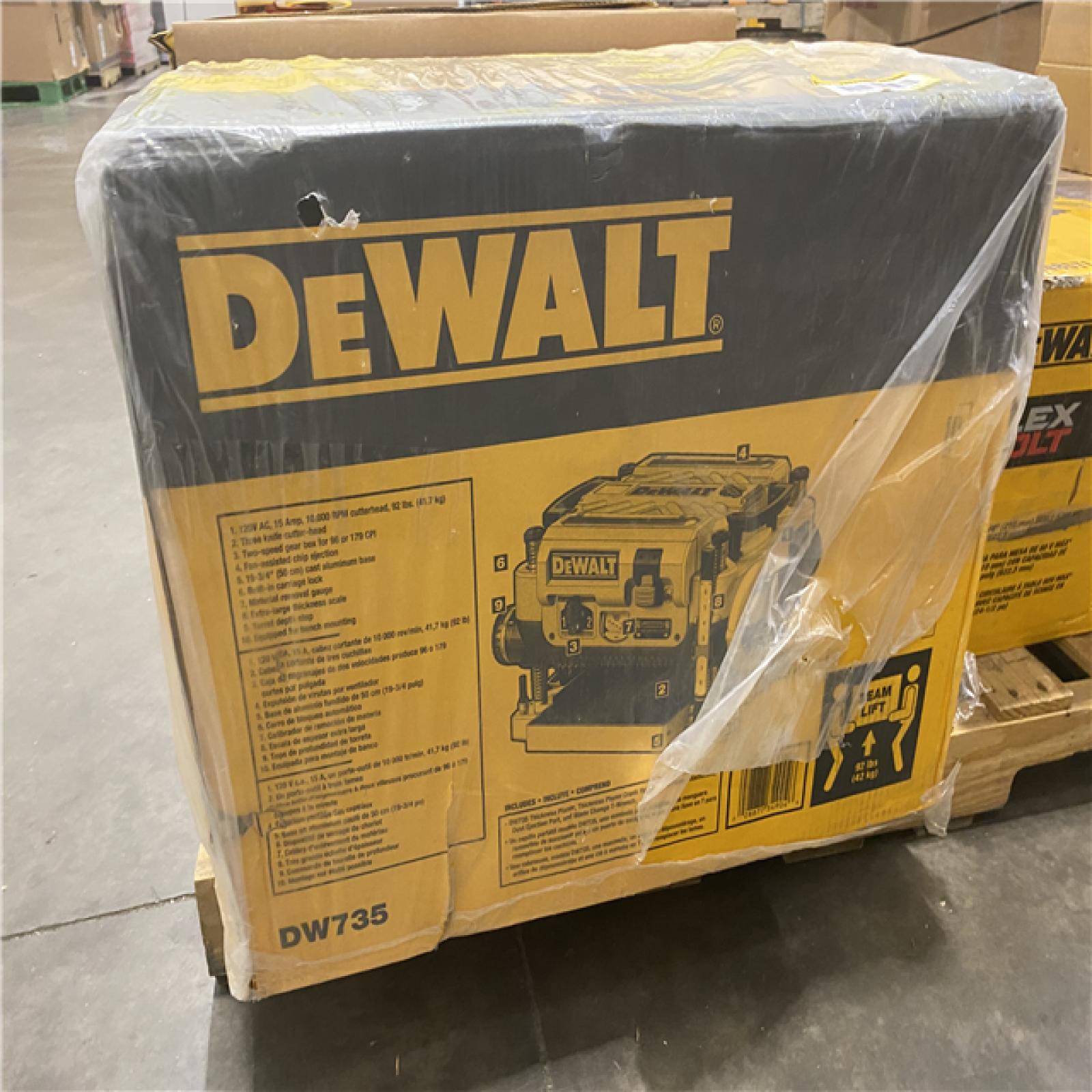 NEW- DEWALT 15 Amp Corded 13 in. Planer