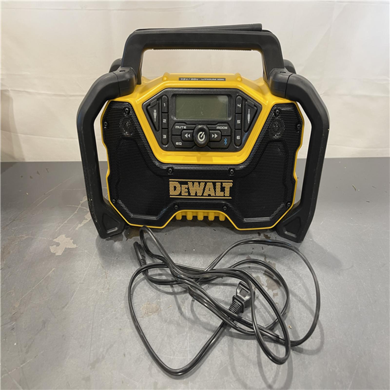 AS-IS - DeWalt 20V MAX Compact Cordless Bluetooth Radio