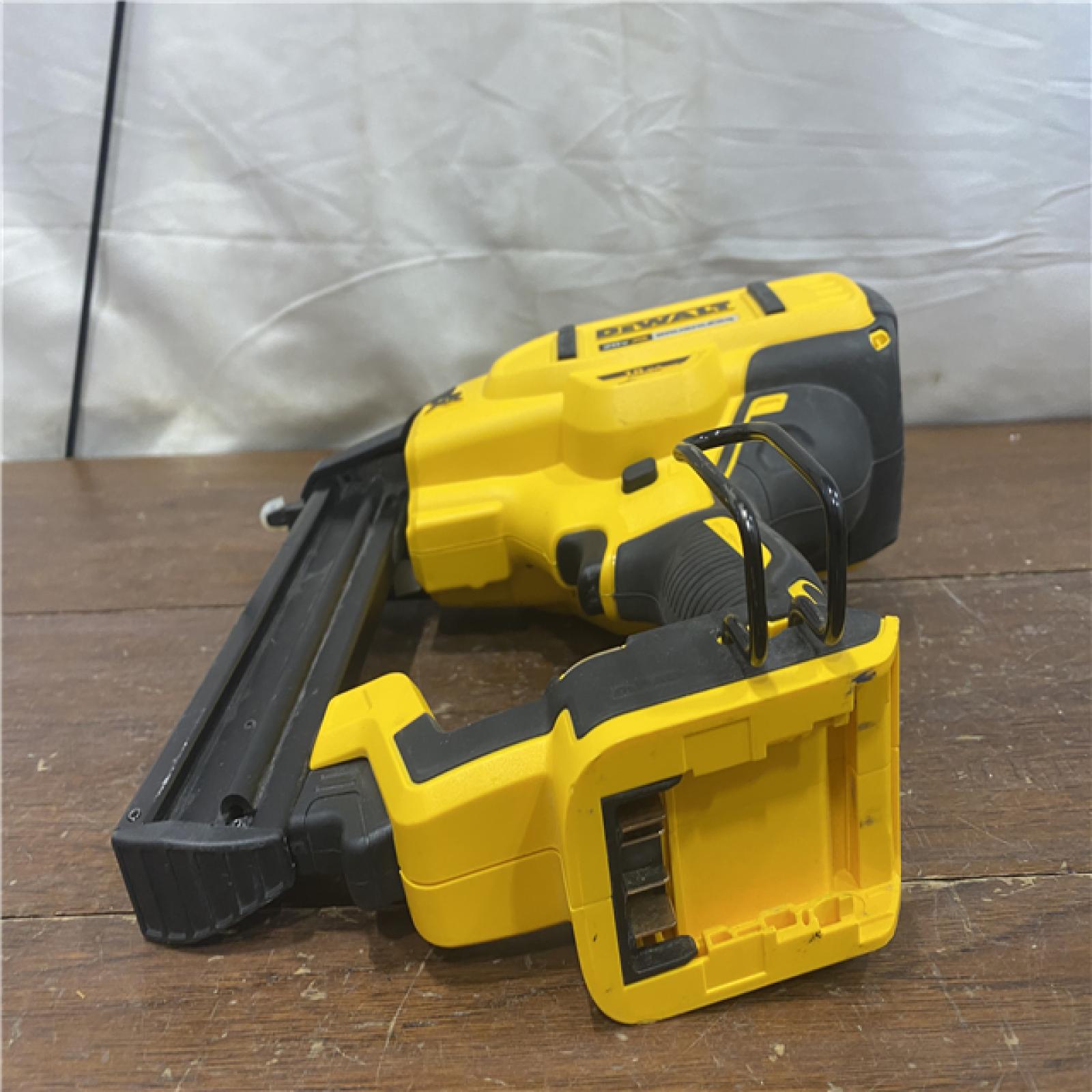AS-IS DEWALT Cordless 18-Gauge Narrow Crown Stapler (Tool Only)