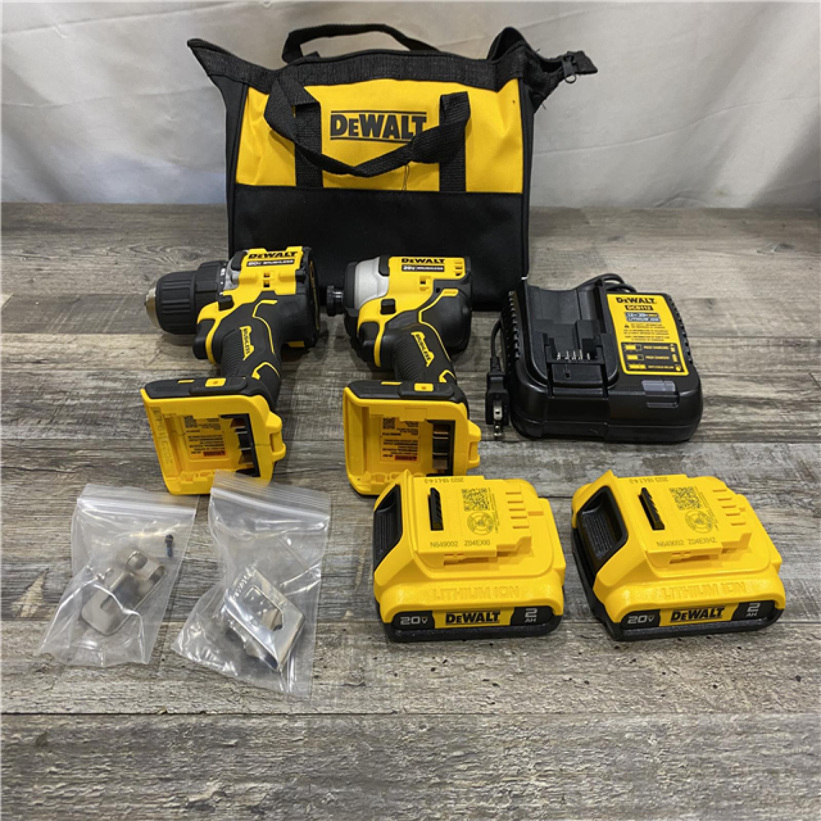 AS-IS DEWALT ATOMIC 20-Volt MAX Lithium-Ion Cordless Combo Kit