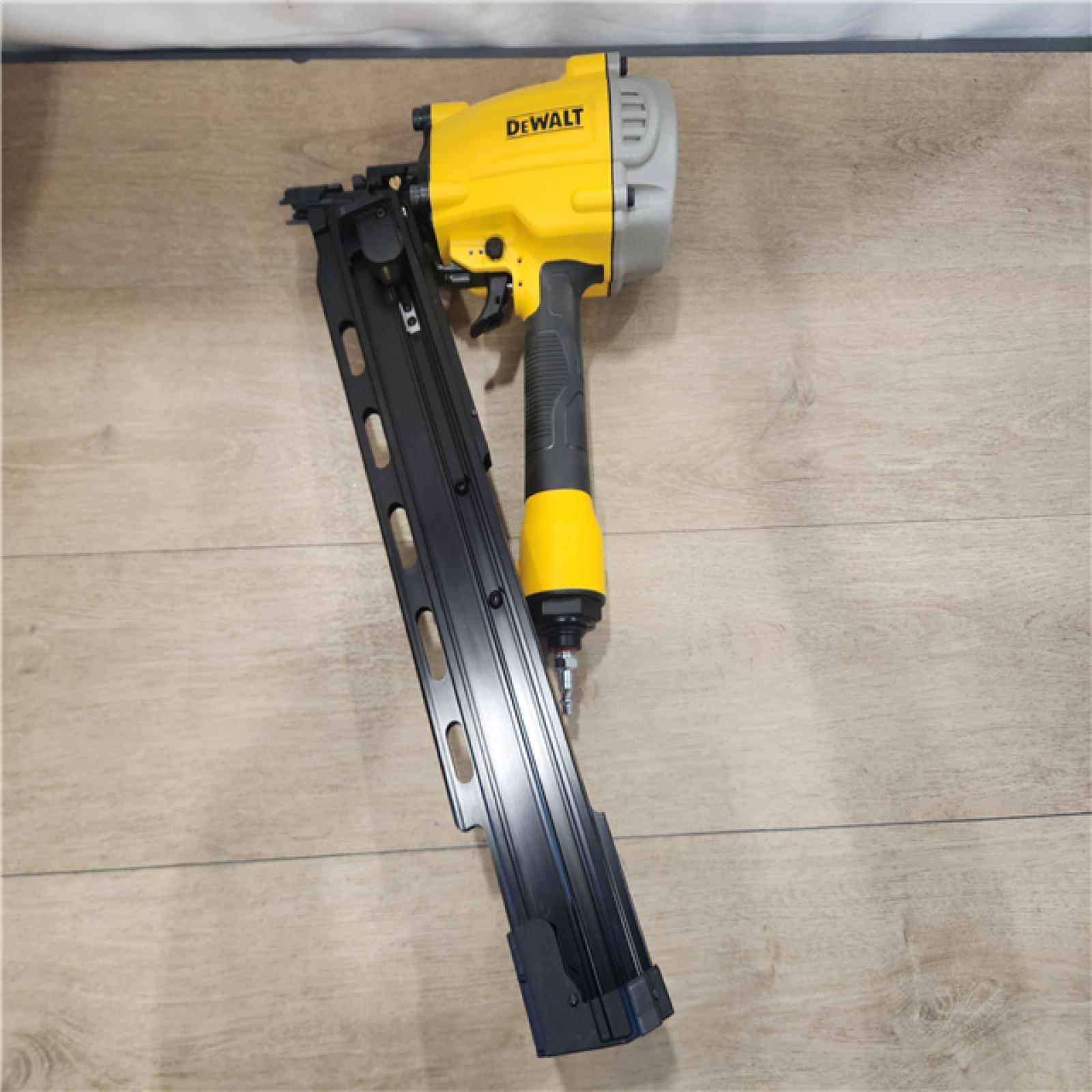 AS-IS- 21 Pneumatic Collated Framing Nailer