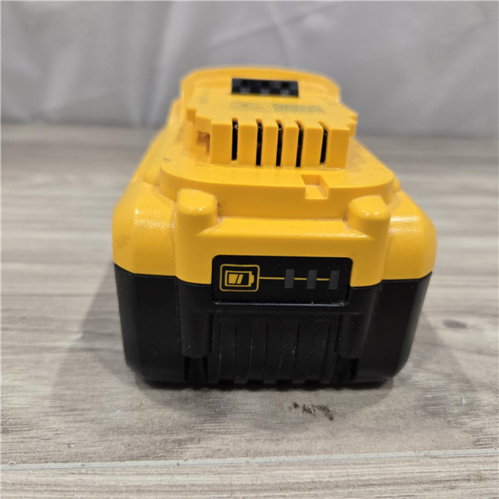 AS-IS DeWalt 20V MAX DCB206 6 Ah Lithium-Ion Battery Pack 1 Pc