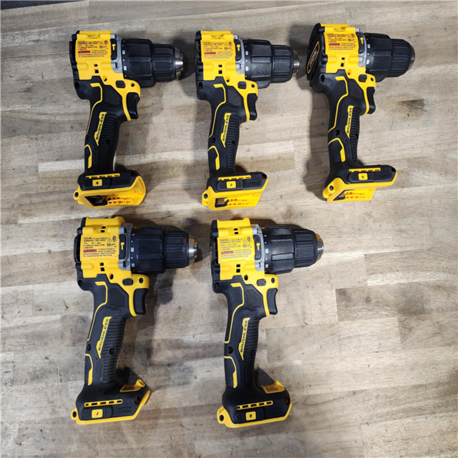 HOUSTON LOCATION - AS-IS DEWALT 5 TOOL COMBO KIT W/ (2) BATTERY & CHARGER