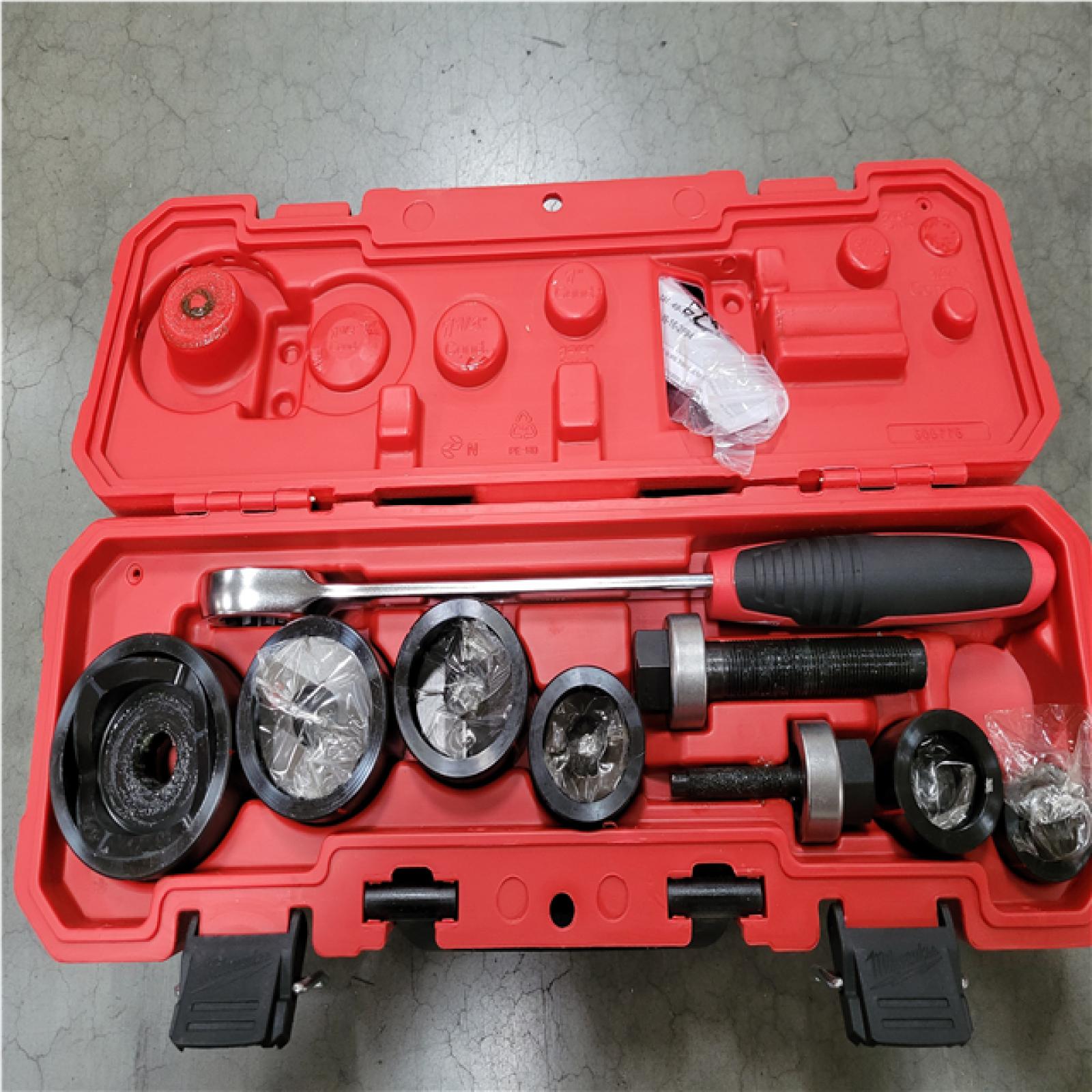 CALIFORNIA AS-IS MILWAUKEE HAND RATCHET KNOCKOUT SET