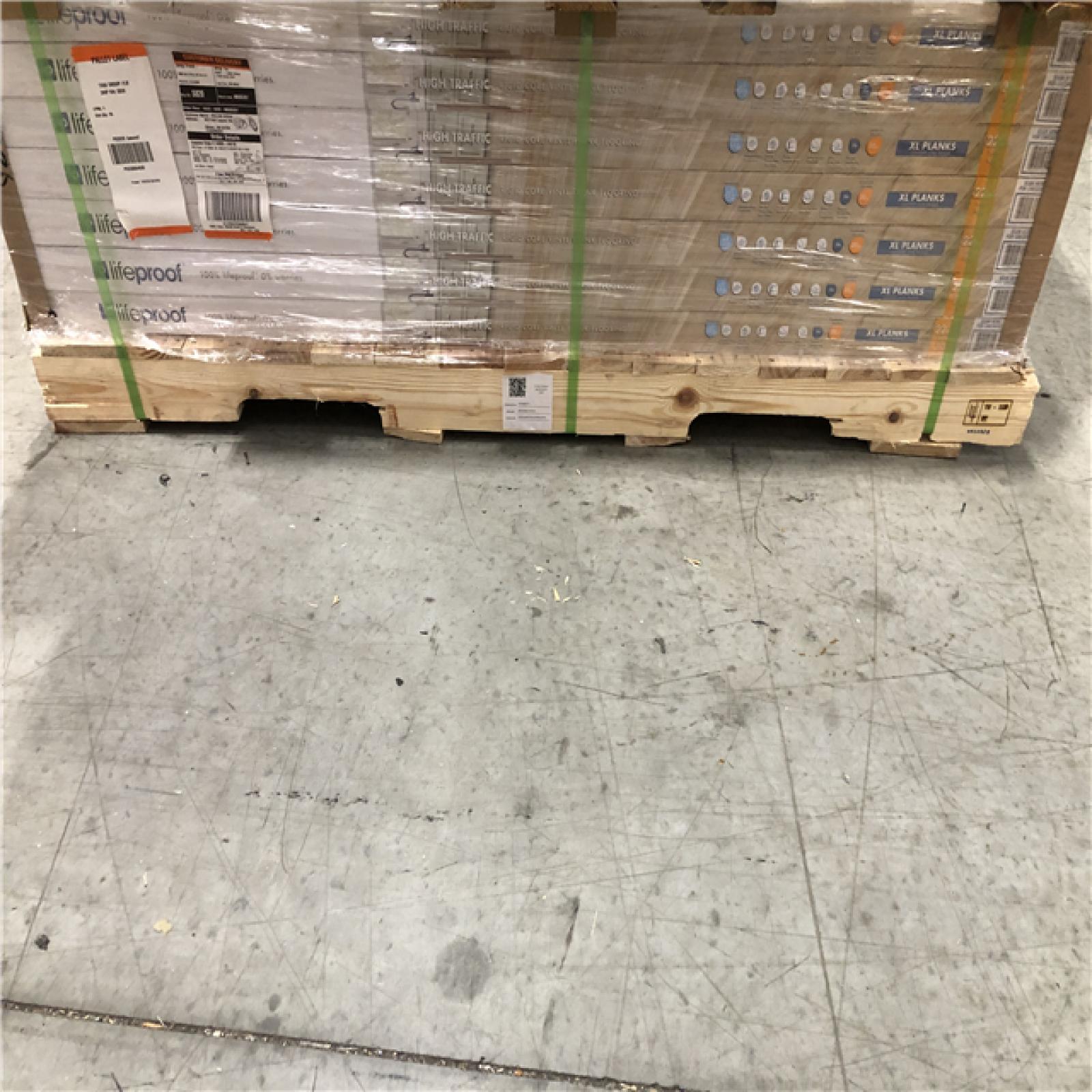 DALLAS LOCATION - Lifeproof Bailey's Beach Oak 22 MIL x 8.7 in. W x 59 in. L Click Lock Waterproof Luxury Vinyl Plank Flooring PALLET-(26 UNITS)