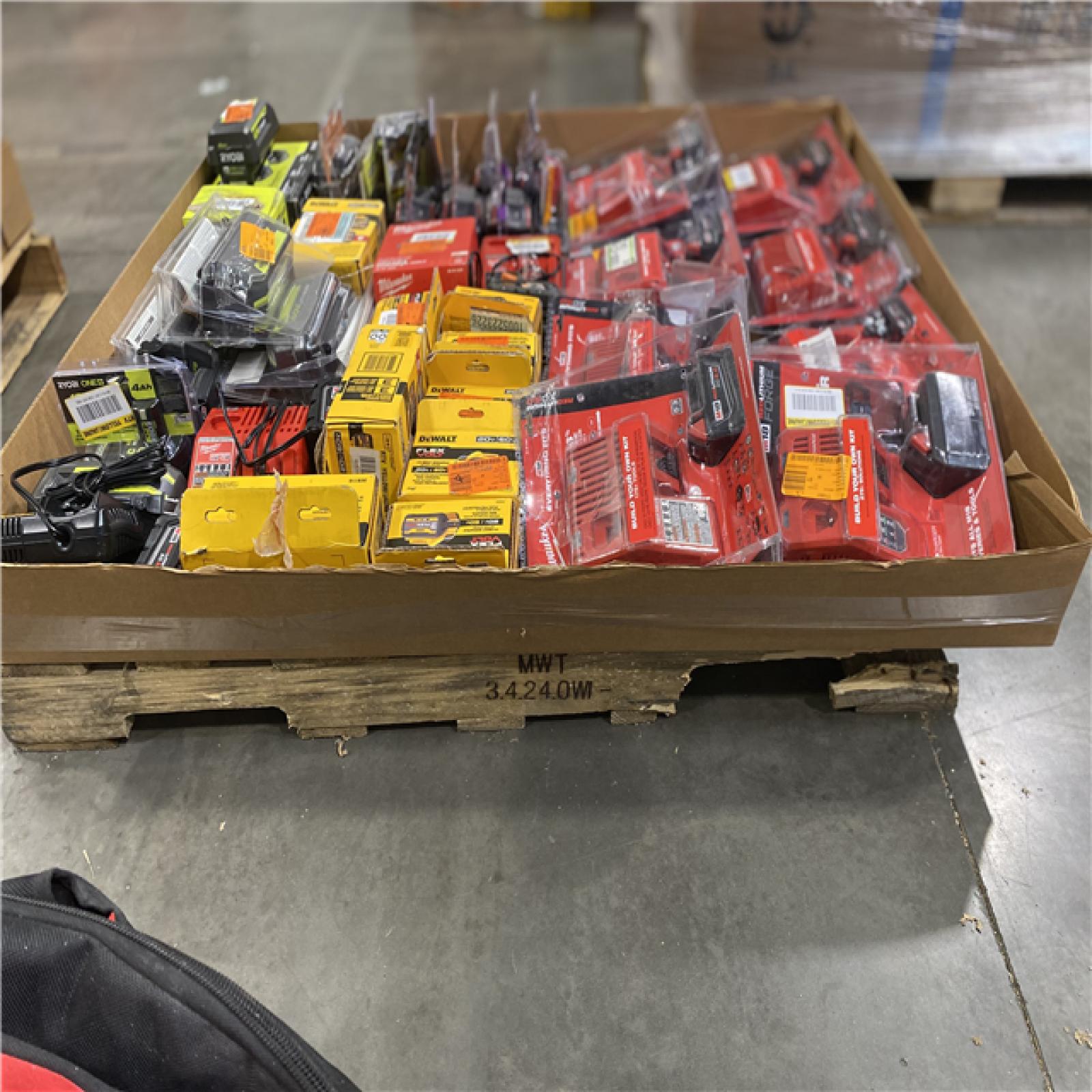 DALLAS LOCATION- AS-IS BATTERY PALLET