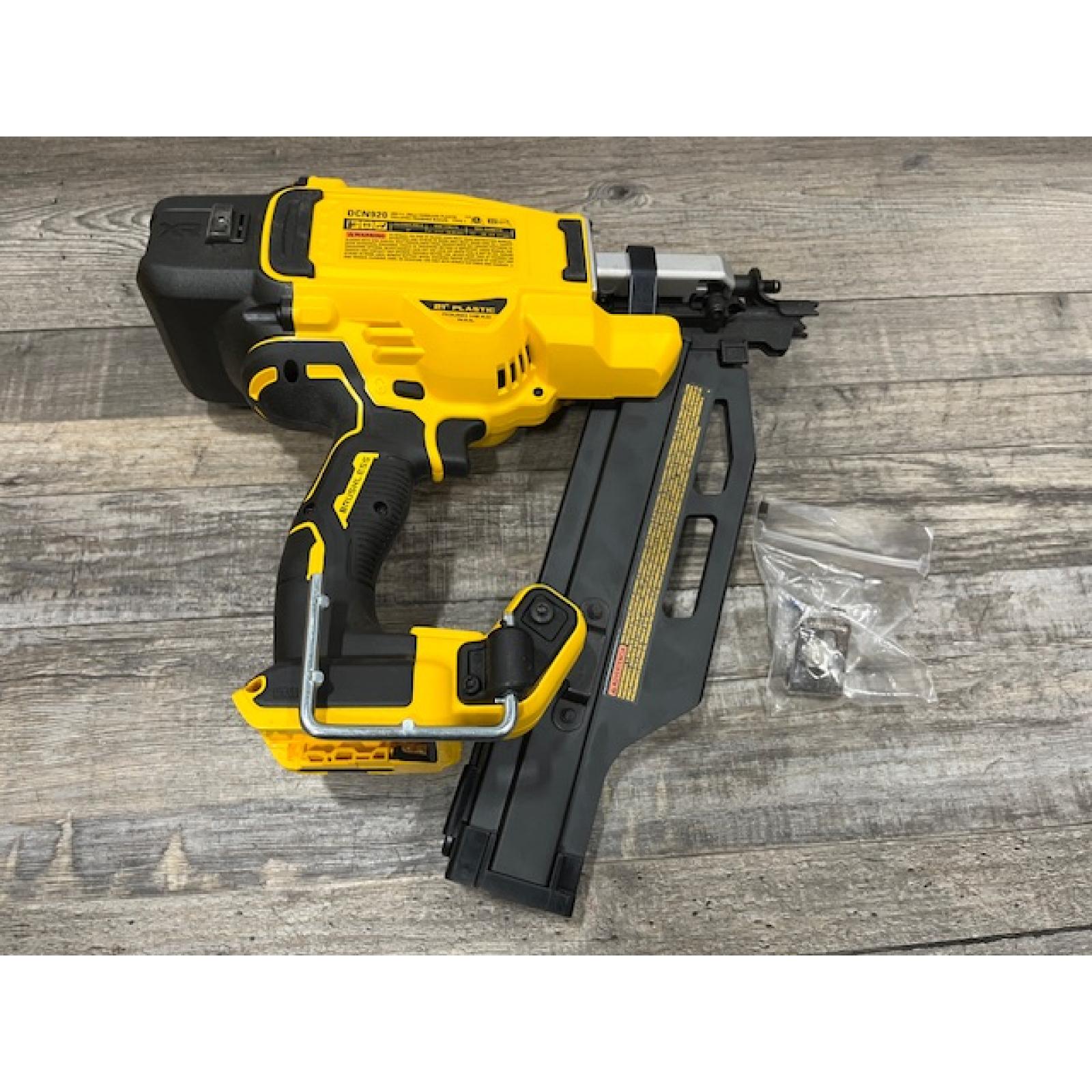 AS-IS DEWALT 20-Volt 21° Cordless Framing Nailer (Tool-Only)