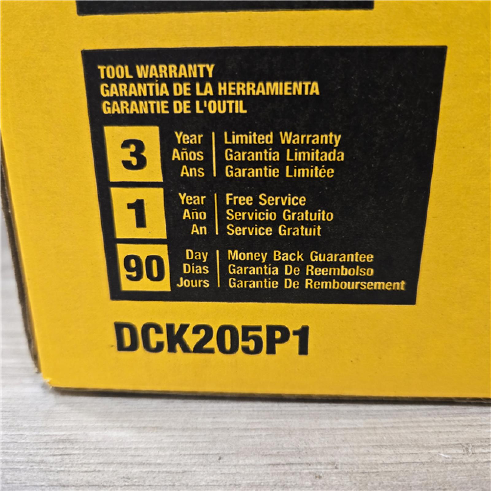 NEW! - DEWALT 20V MAX XR Cordless 2-Tool Impact Wrench Kit