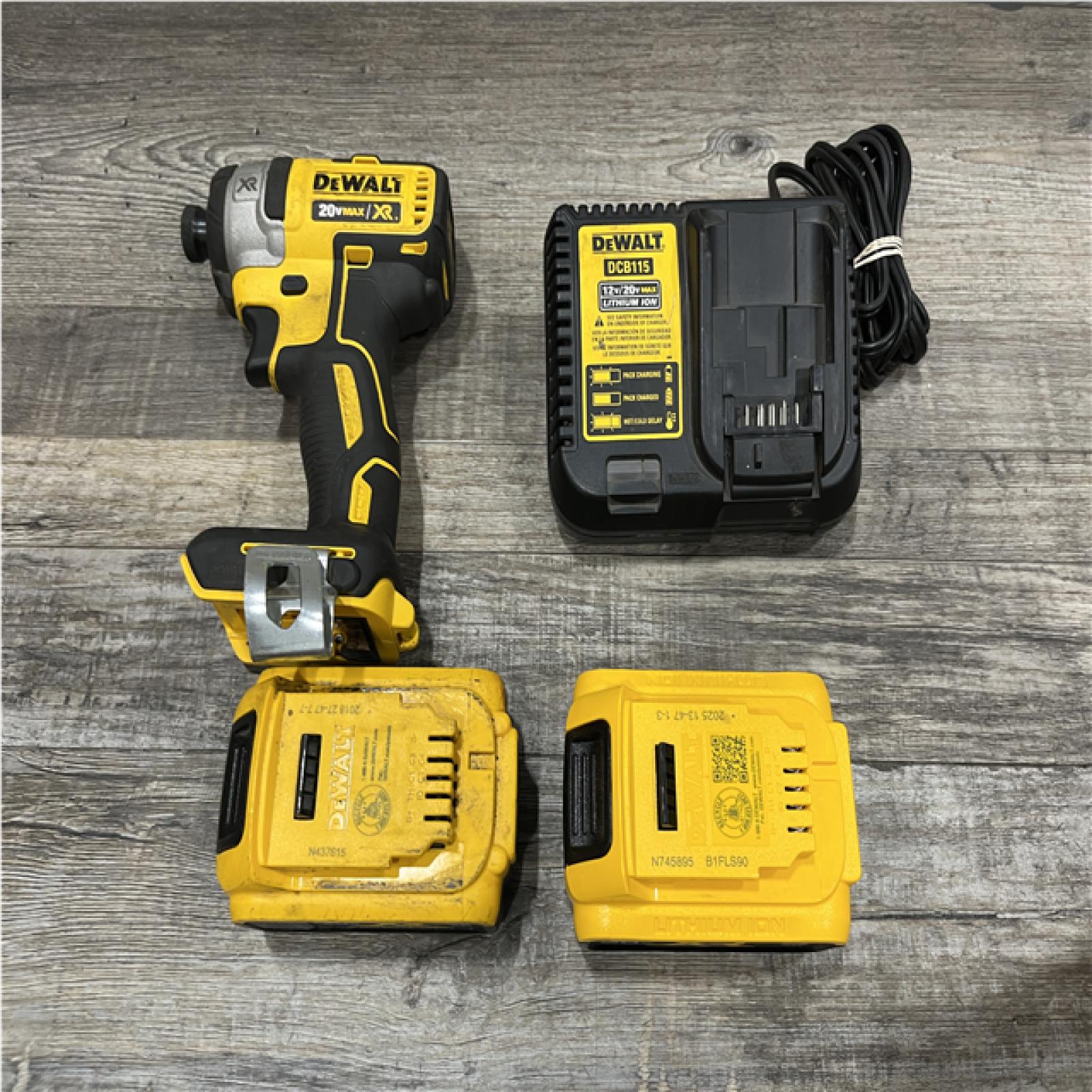 AS-IS DEWALT 20V MAX XR Cordless Brushless 3-Speed 1/4 in. Impact Driver Kit