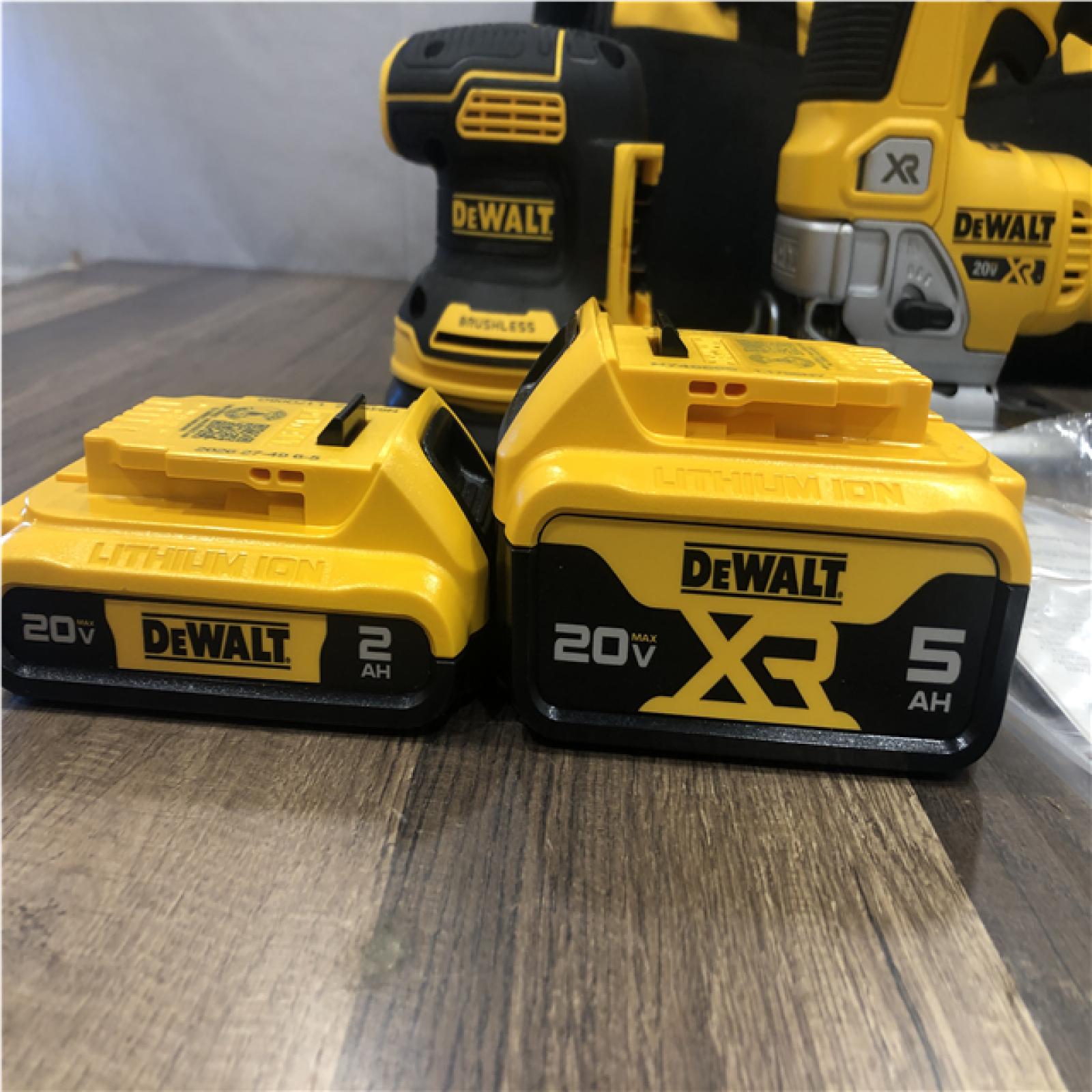 AS-IS DEWALT 20V MAX Lithium-Ion Cordless 3-Tool Combo Kit with 2.0 Ah Battery  5.0 Ah Battery  Charger and Bag
