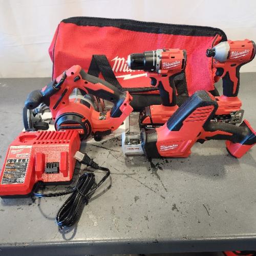 AS-IS- Milwaukee M18 4-Tool Combo Kit