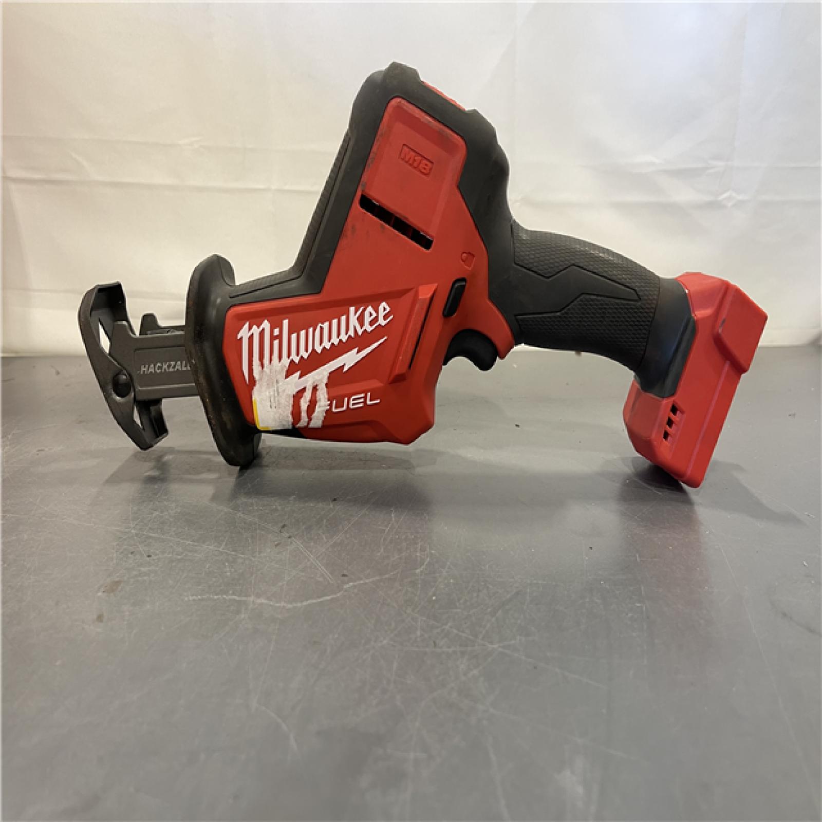 AS-IS - Milwaukee FUEL 18V Lithium-Ion Brushless Cordless HACKZALL Reciprocating Saw (Tool-Only)