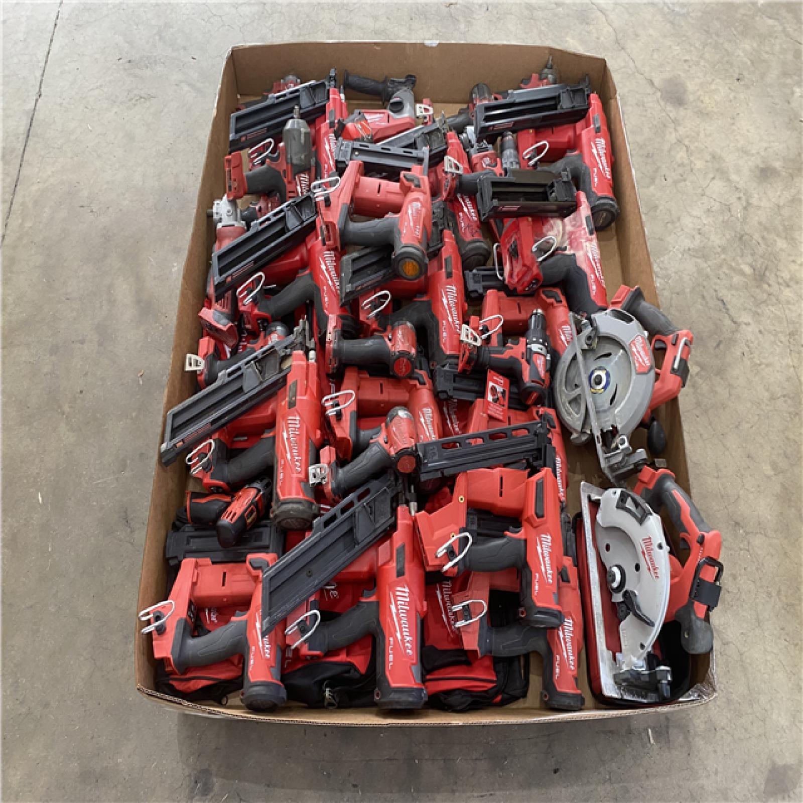 Houston Location AS IS - Tool Pallet