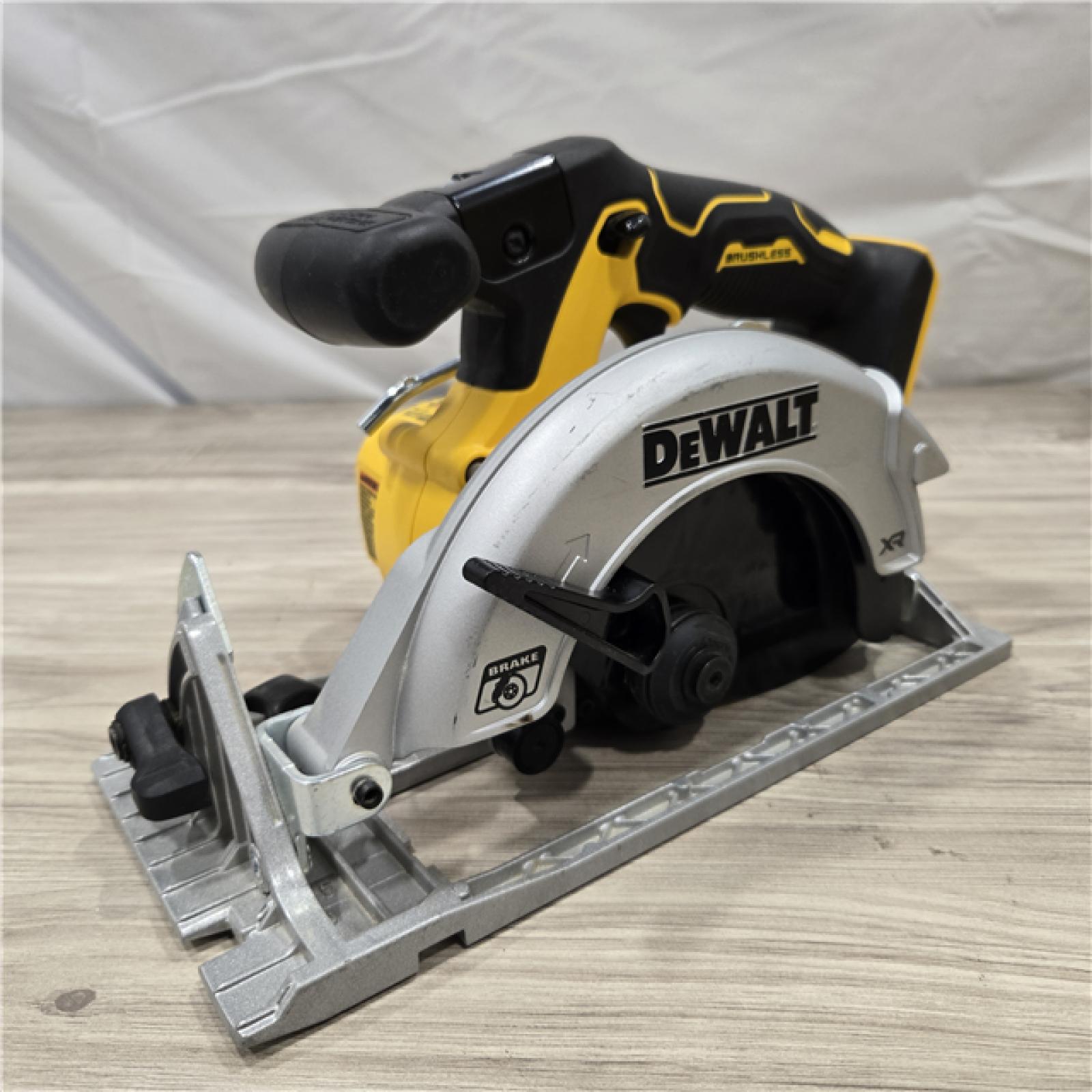 AS-IS DeWALT DCS565B 20V Max Brushless Cordless Circular Saw (TOOL ONLY)