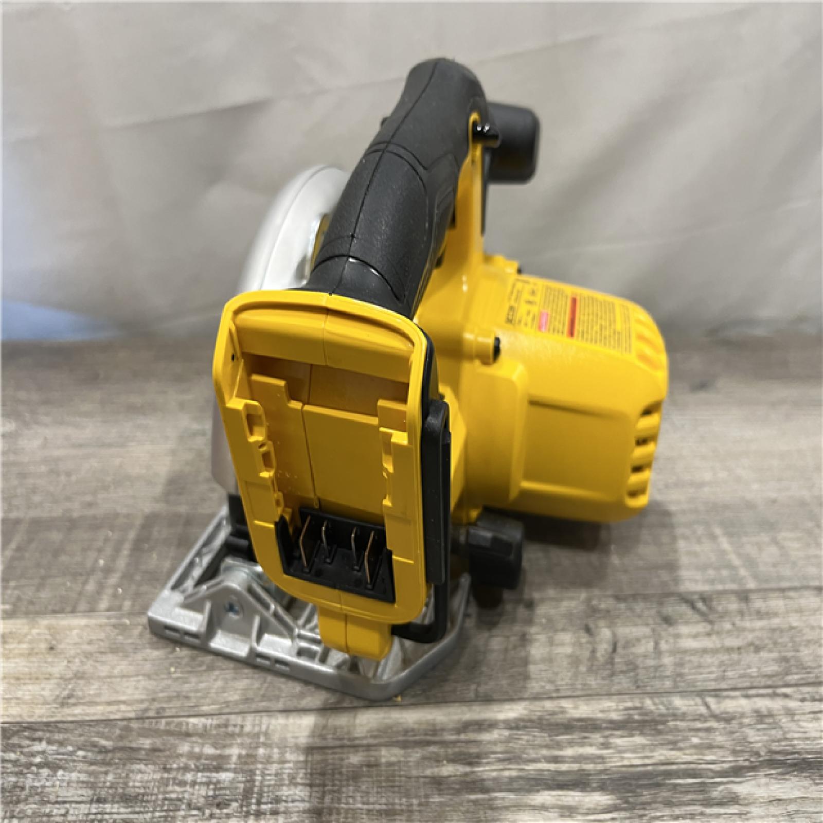 AS-IS DEWALT 20-Volt MAX Lithium-Ion Cordless 6-1/2 in. Circular Saw (Tool-Only)