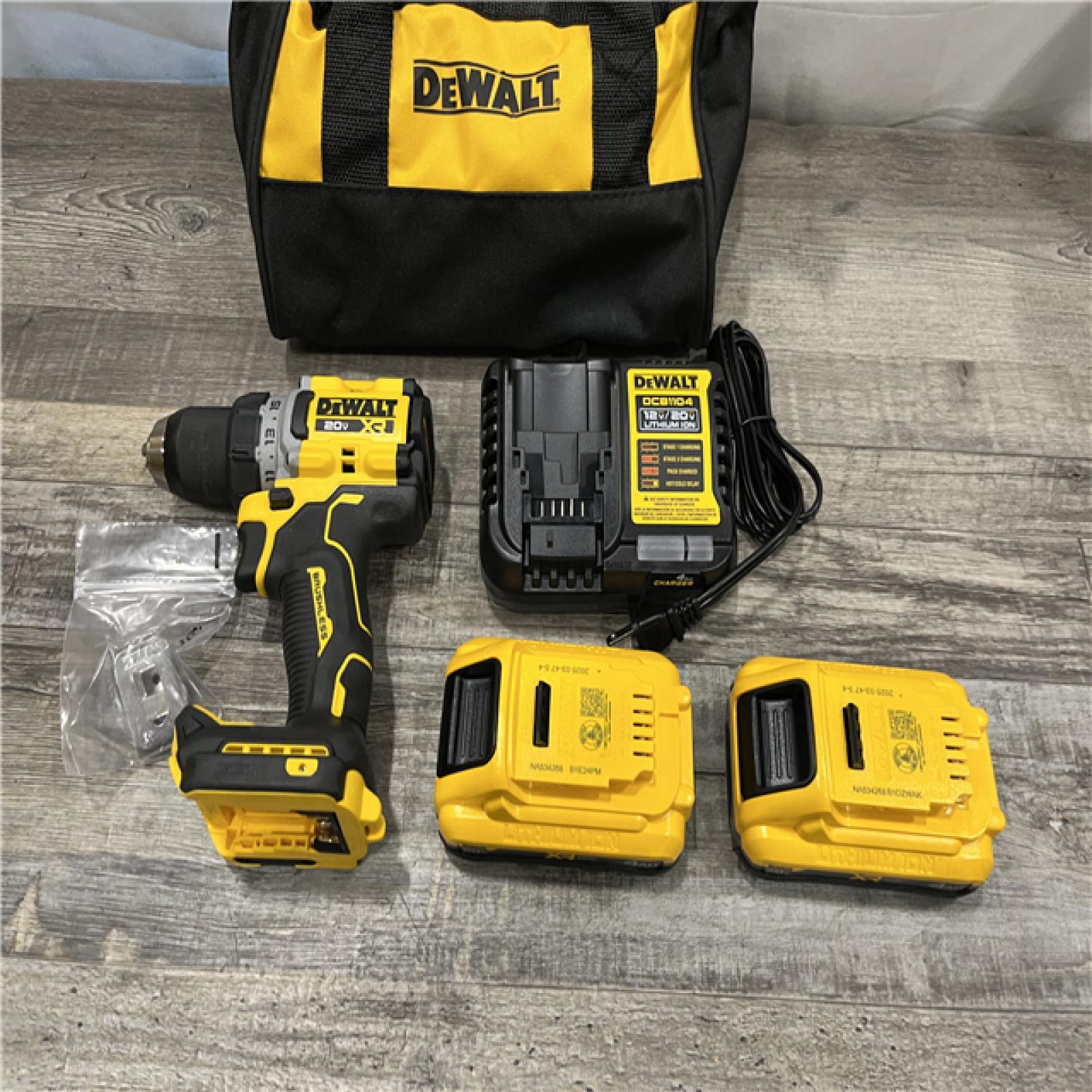 AS-IS DEWALT 20V XR Lithium-Ion Cordless Brushless 1/2 in. Drill/Driver Kit