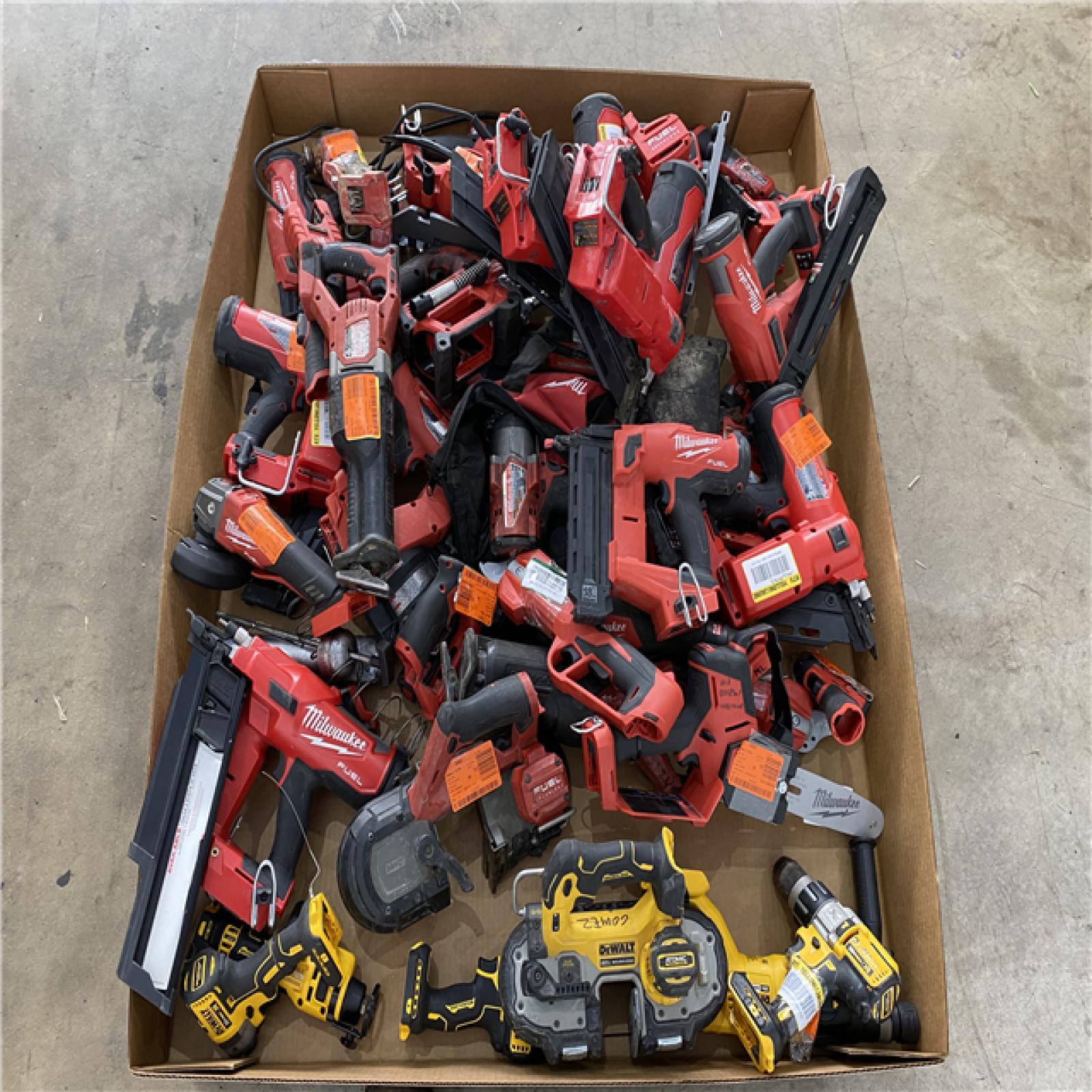 Houston Location AS IS - Tool Pallet