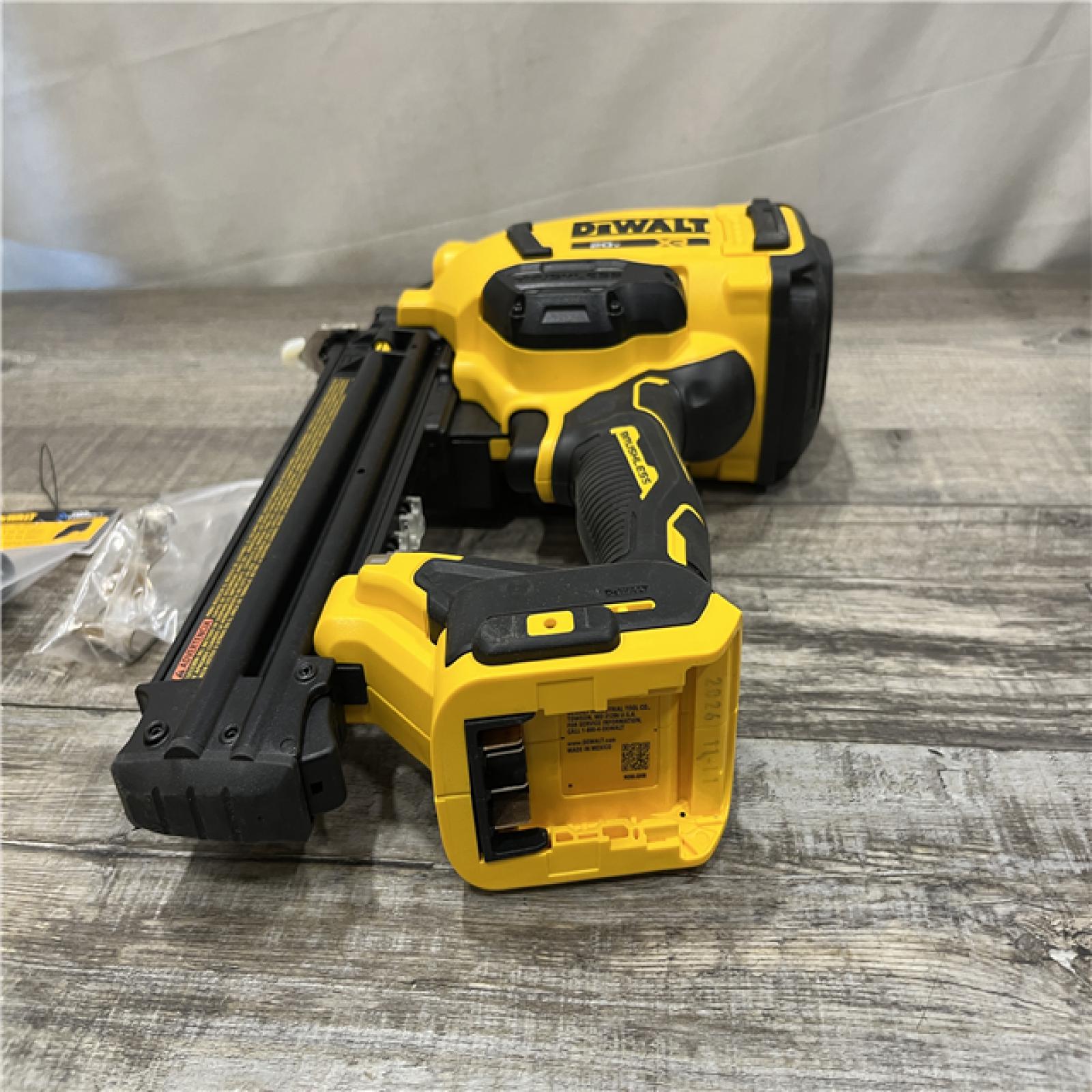 AS-IS DEWALT 20V MAX XR 18 Gauge Cordless Brad Nailer (Tool Only)