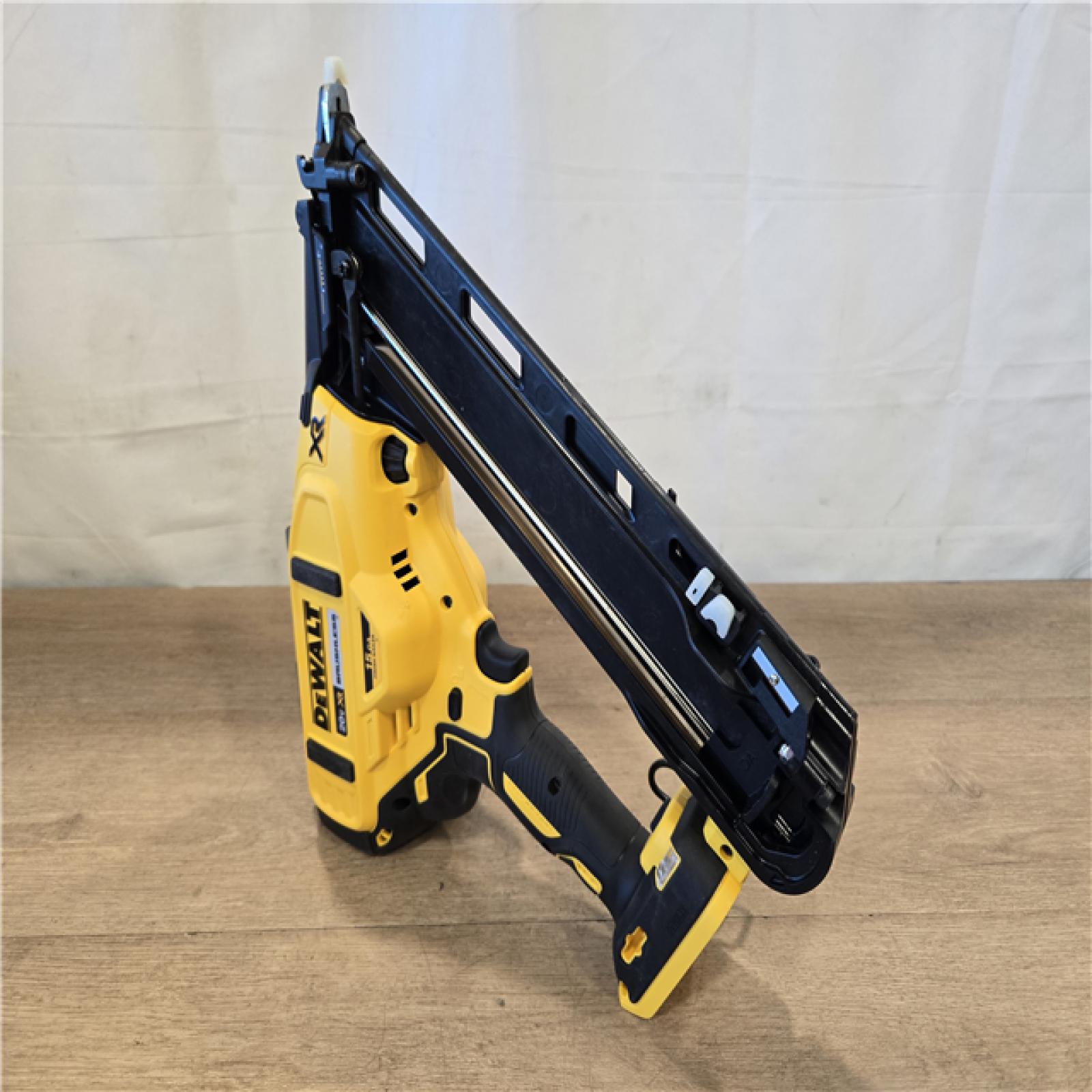 AS-IS DEWALT Cordless 20V MAX XR Angled Finish Nailer (Tool Only)