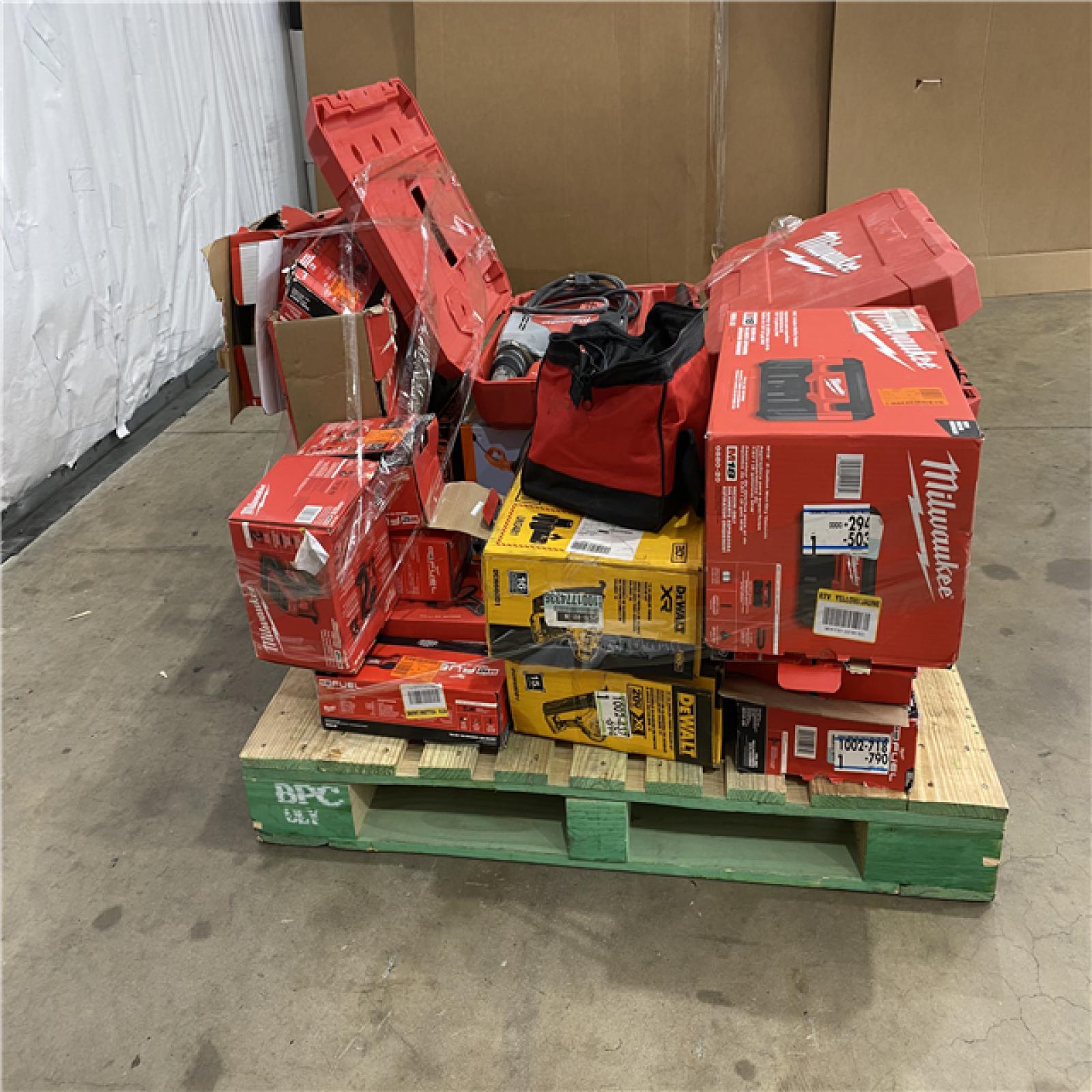 Houston Location AS IS - Tool Pallet