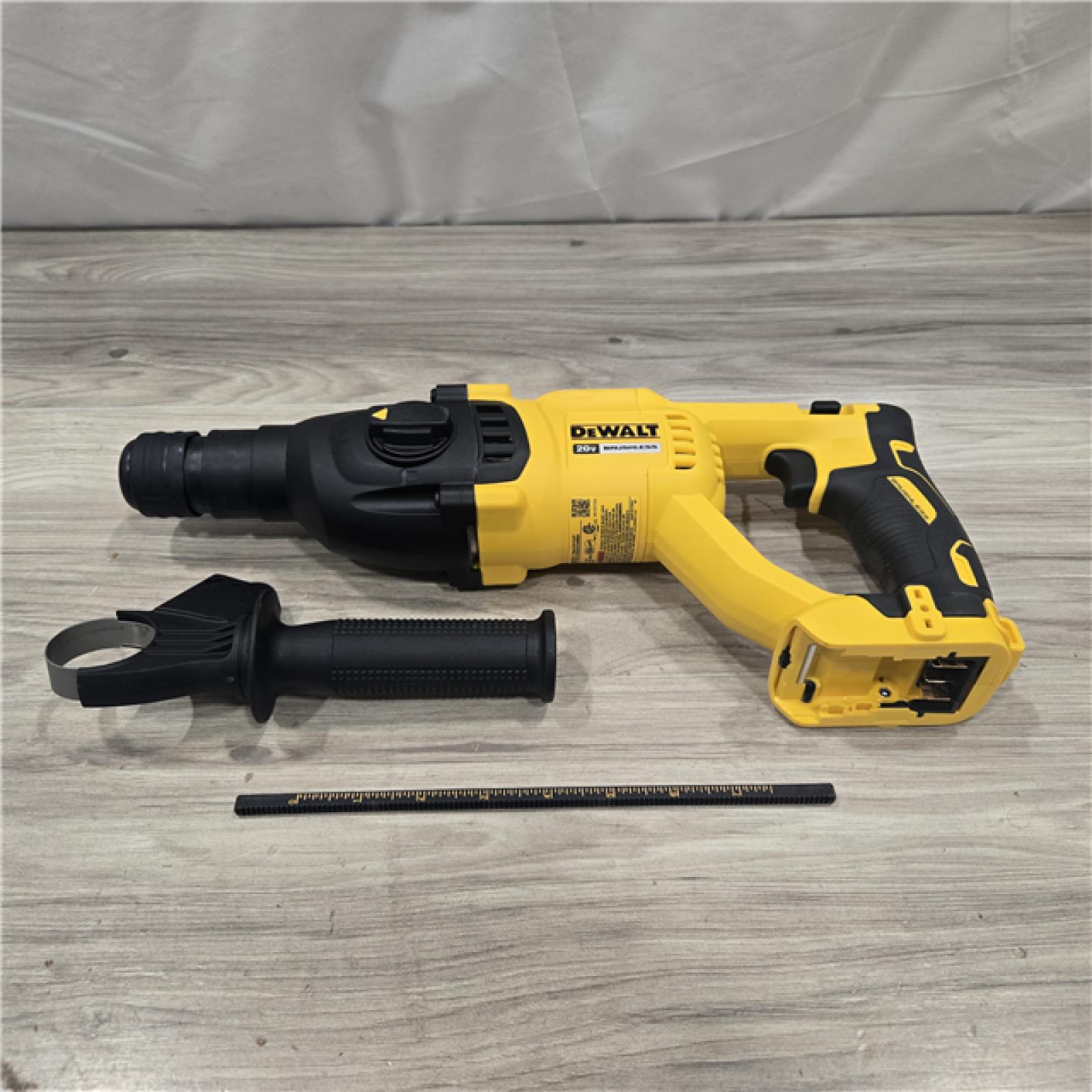 AS-IS DeWalt 20v MAX Cordless Rotary Hammer Drill (Tool-Only) DCH133